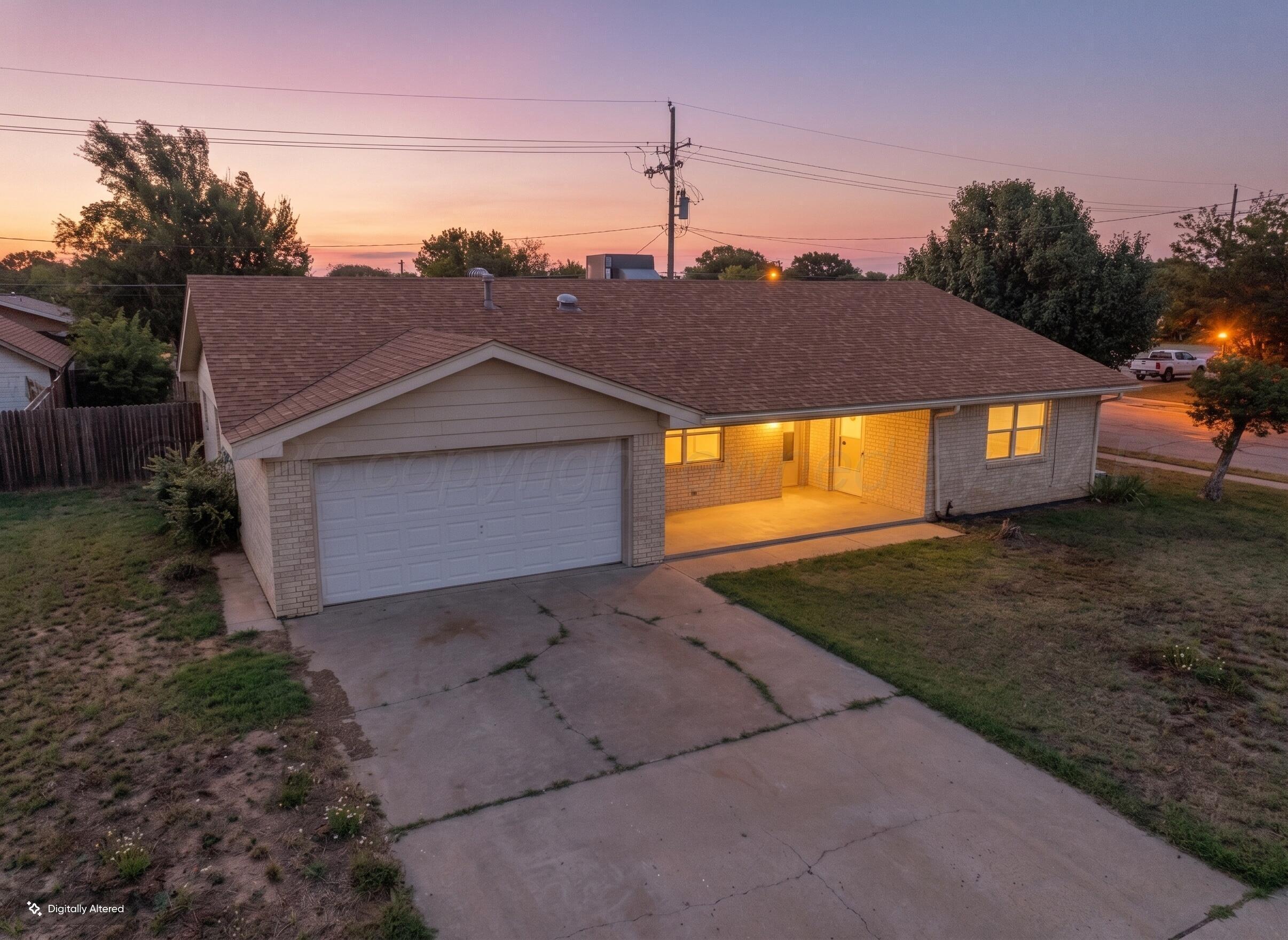 1800 LYNN Street Property Photo 1