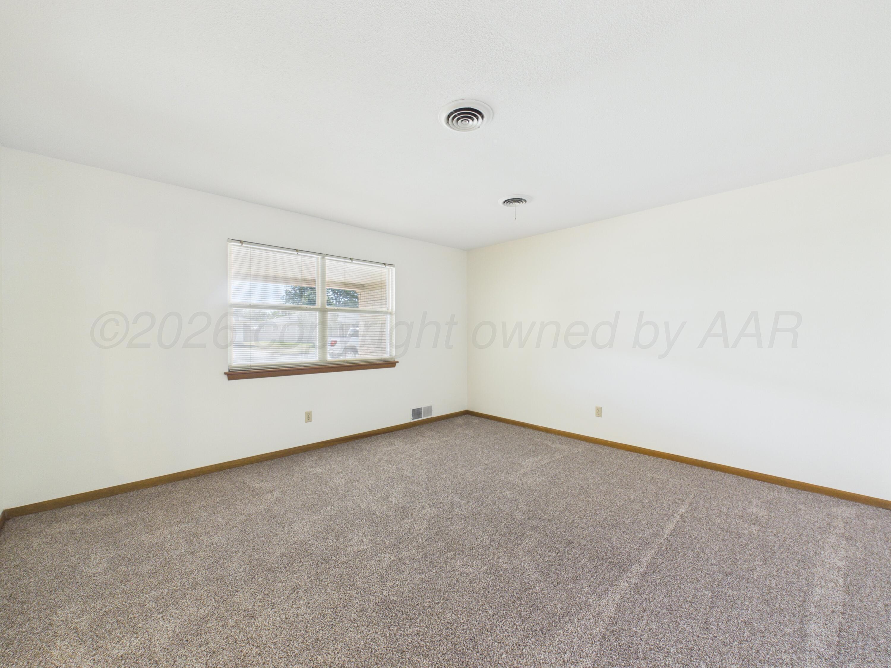 1800 Lynn Street Property Photo 12