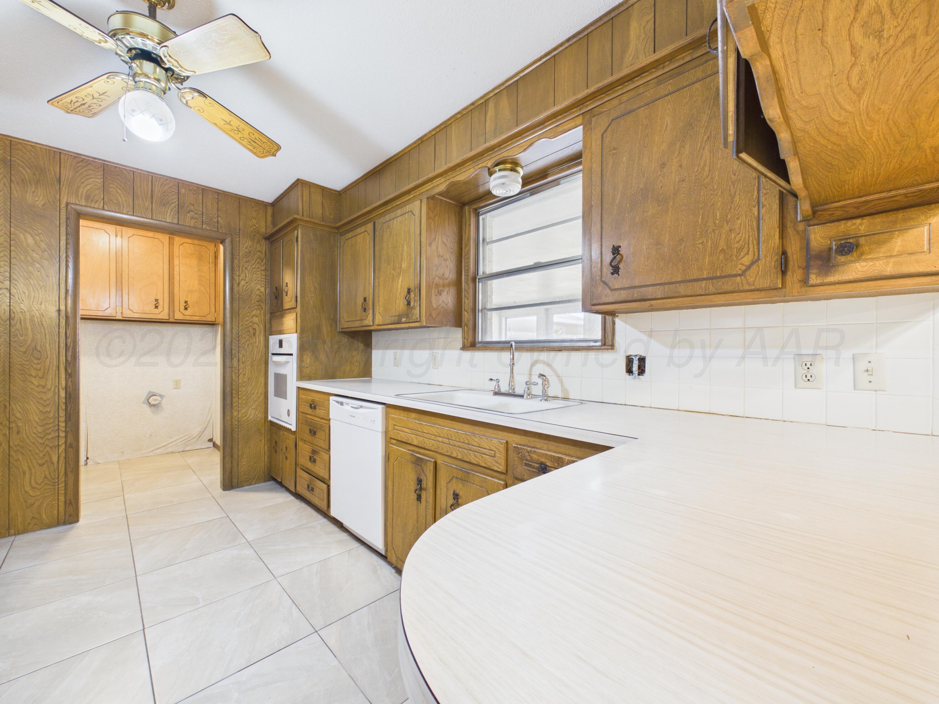1800 Lynn Street Property Photo 19