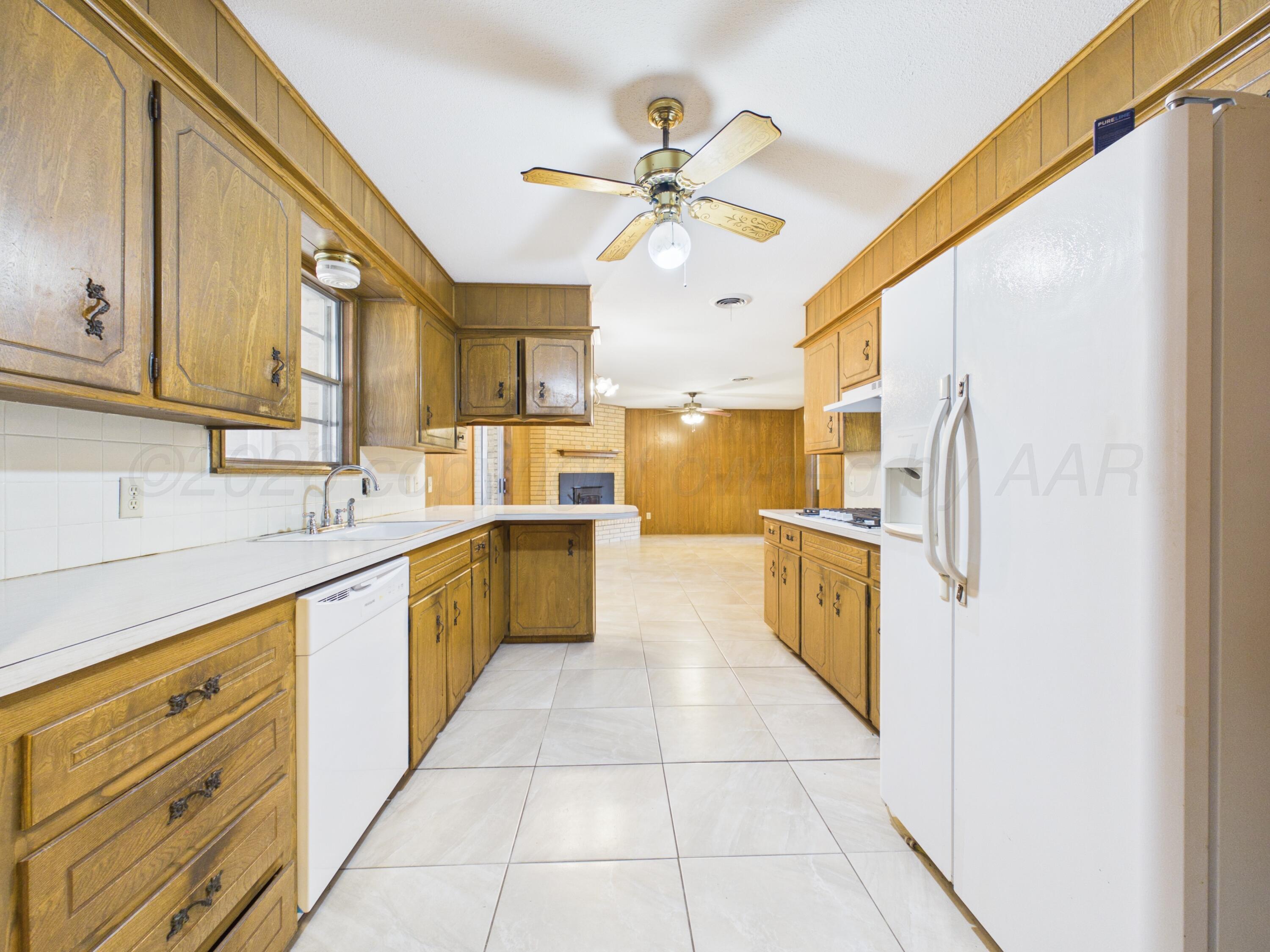 1800 Lynn Street Property Photo 21