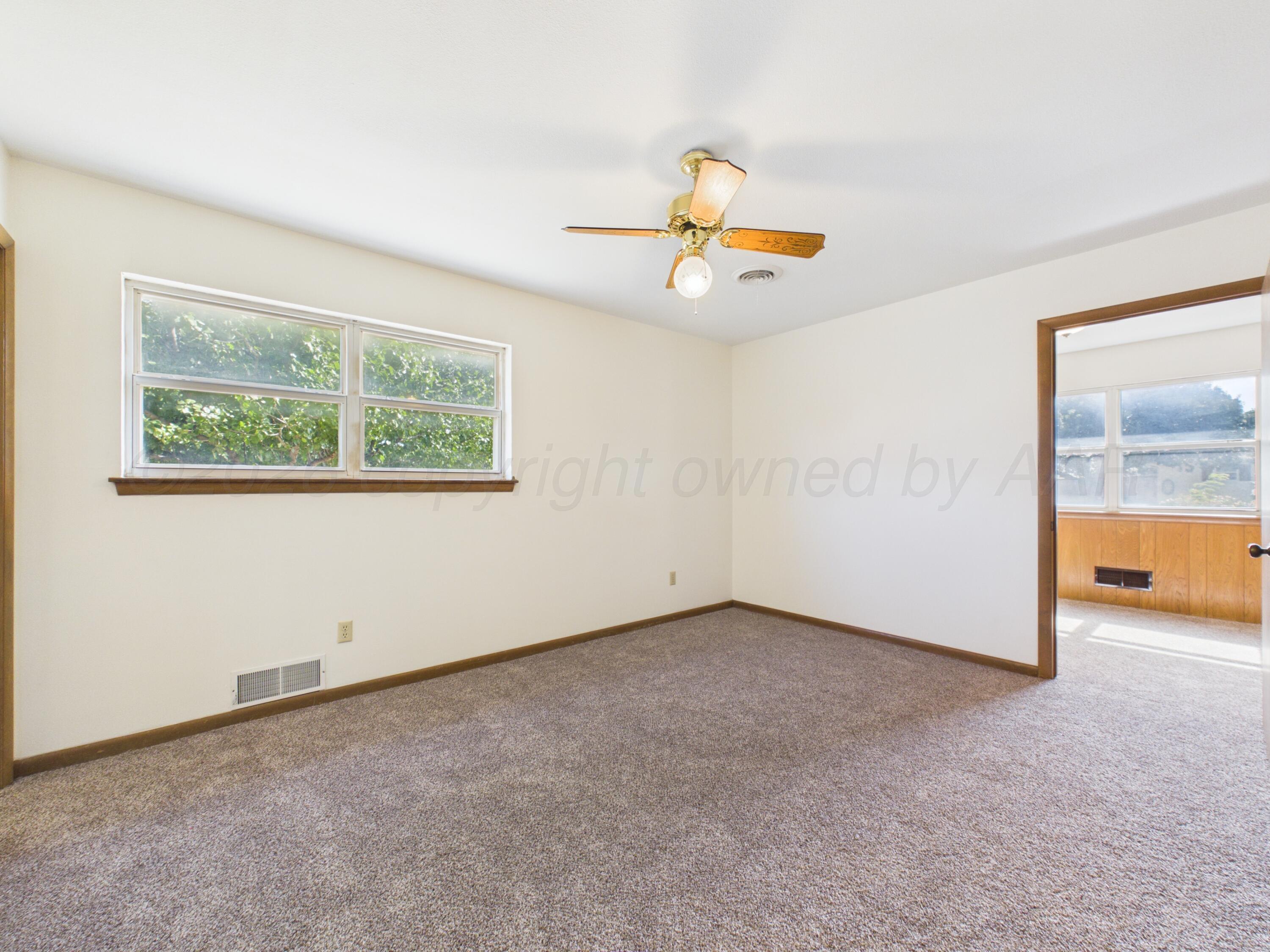 1800 Lynn Street Property Photo 24