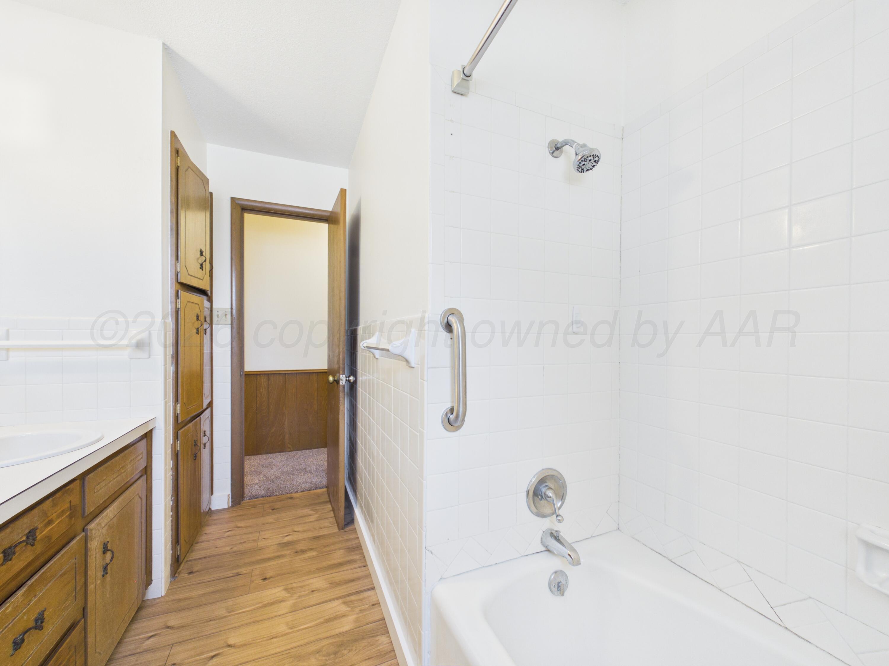 1800 Lynn Street Property Photo 34