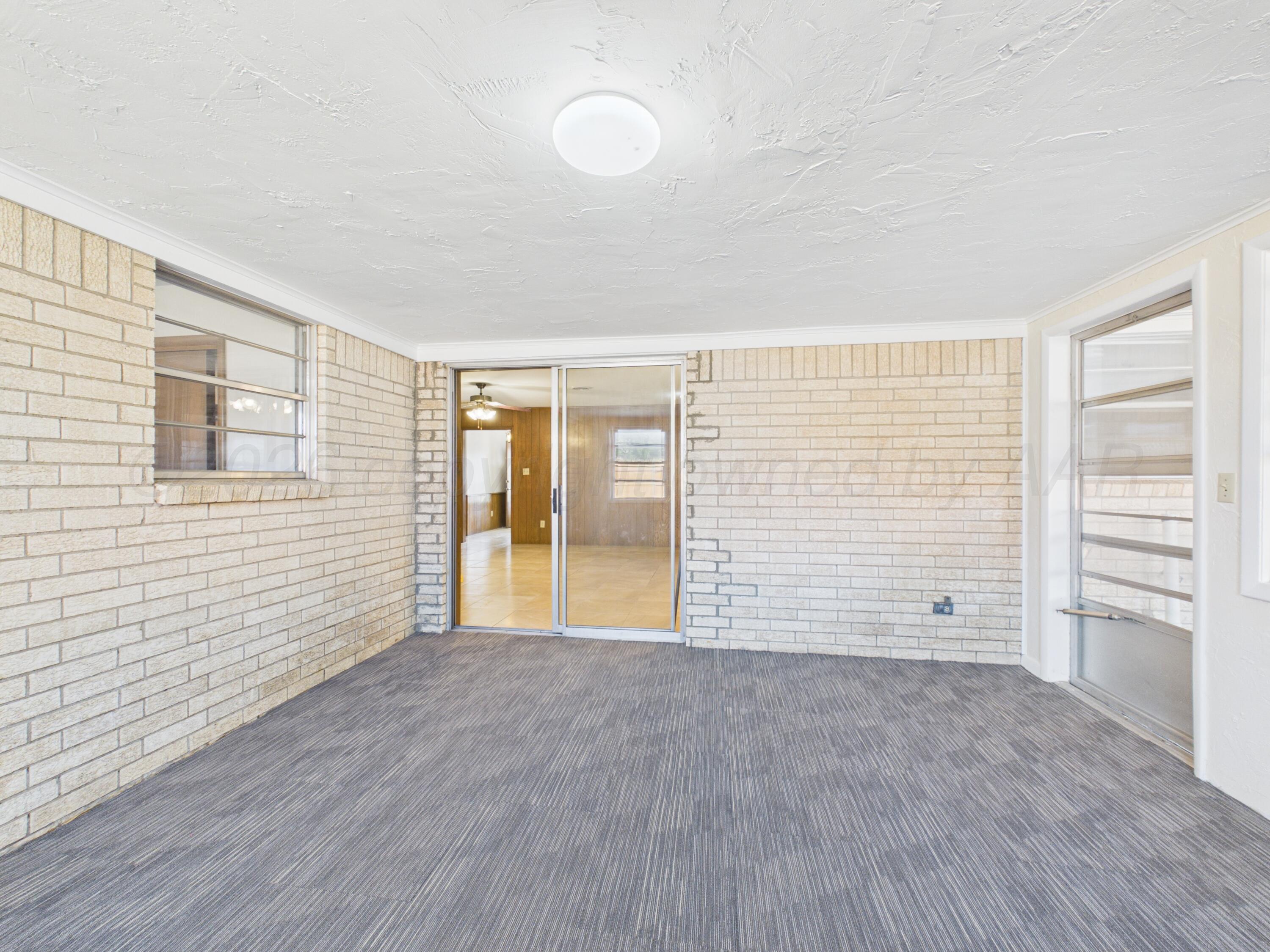 1800 Lynn Street Property Photo 48
