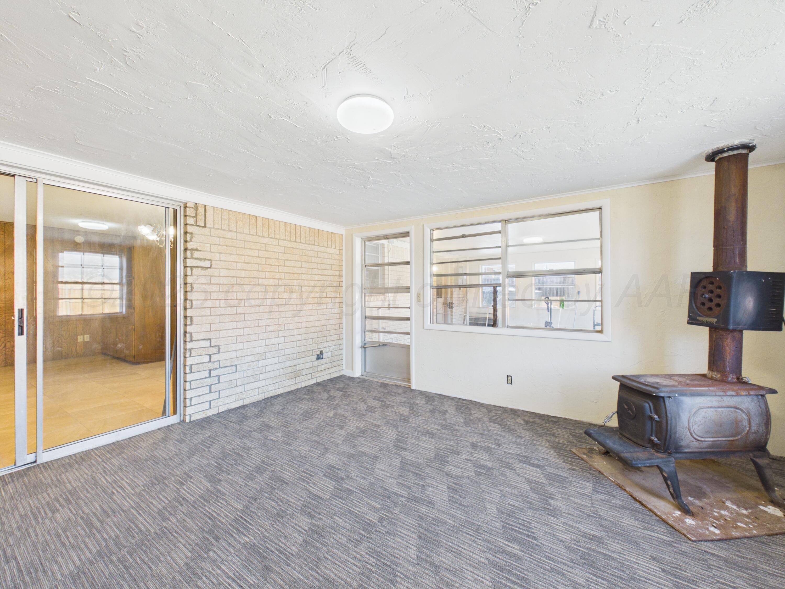 1800 Lynn Street Property Photo 49