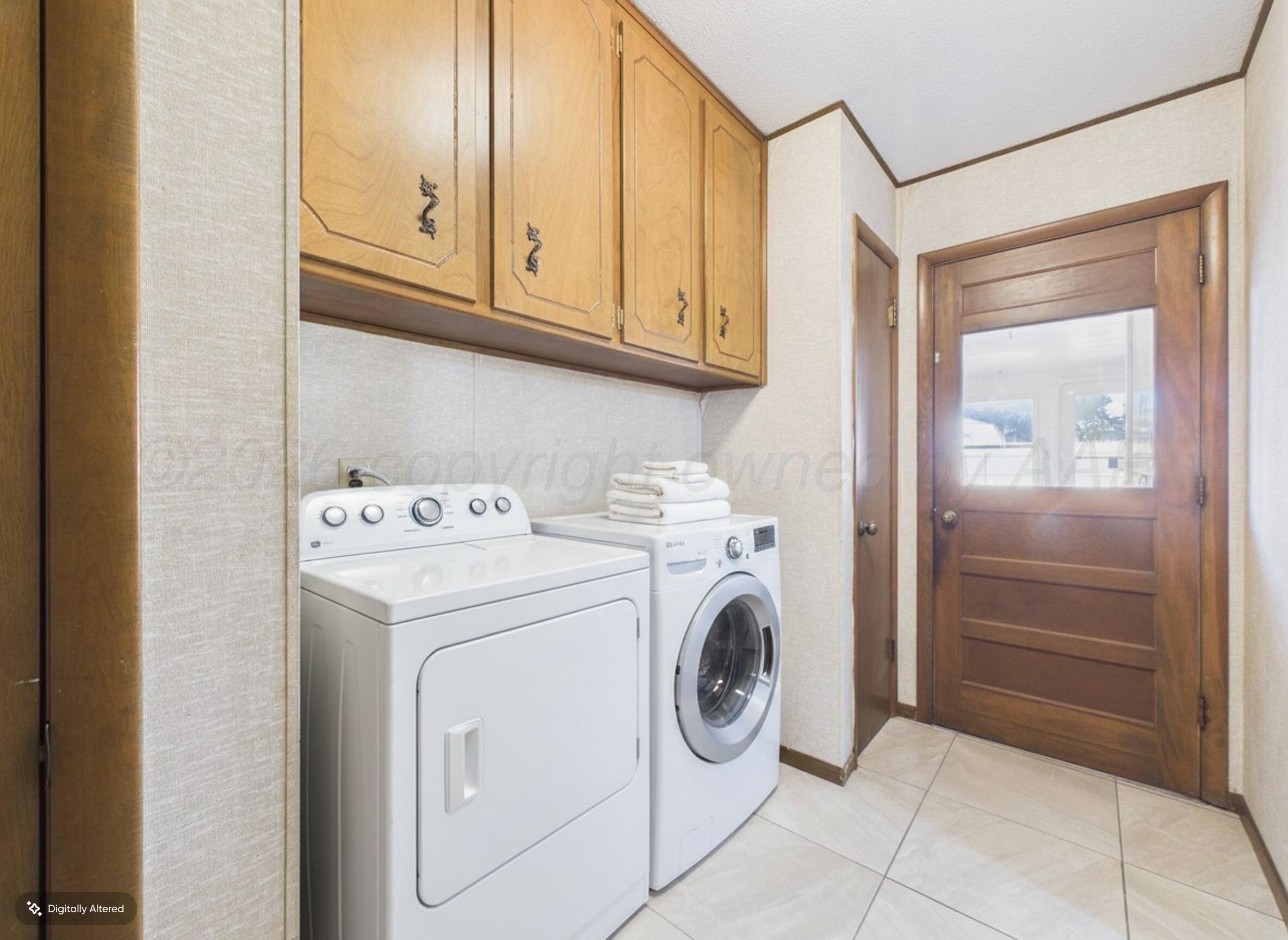 1800 Lynn Street Property Photo 52
