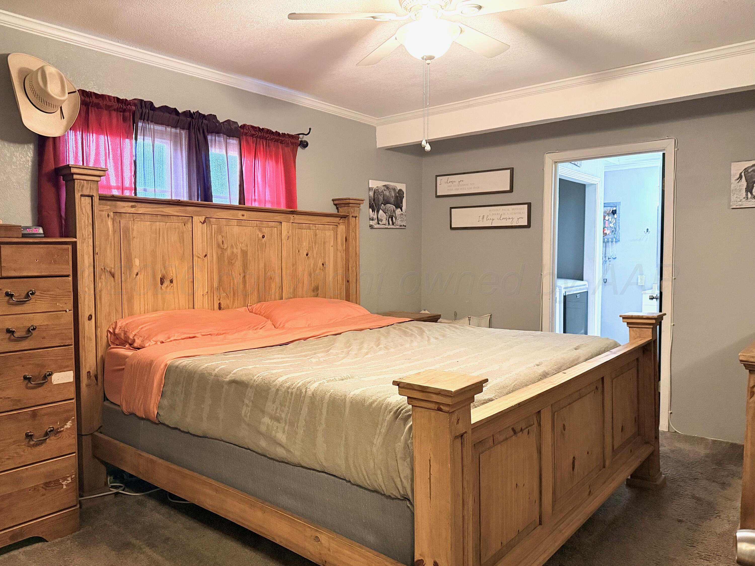 412 Brown Street Property Photo 16