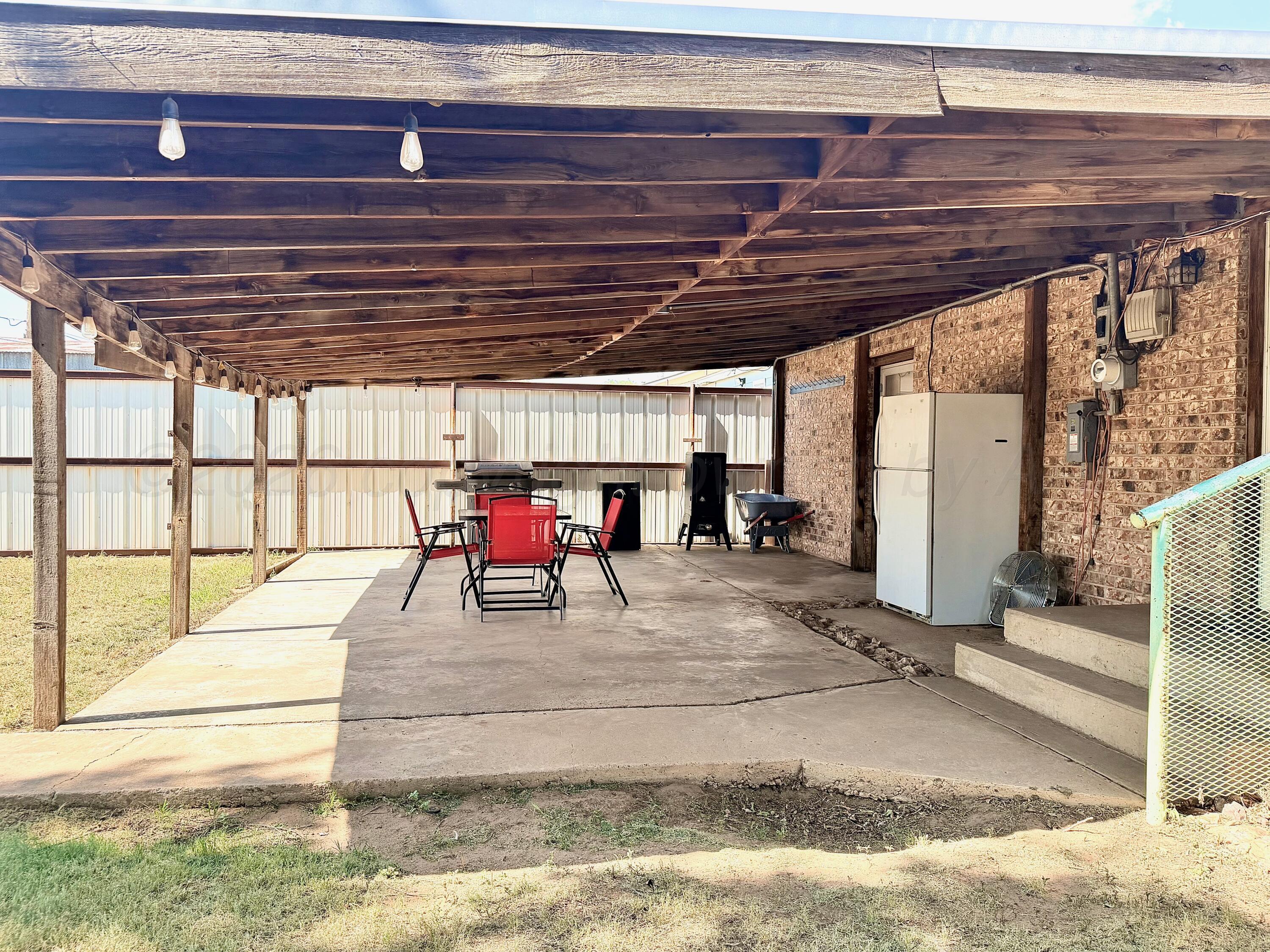412 Brown Street Property Photo 21