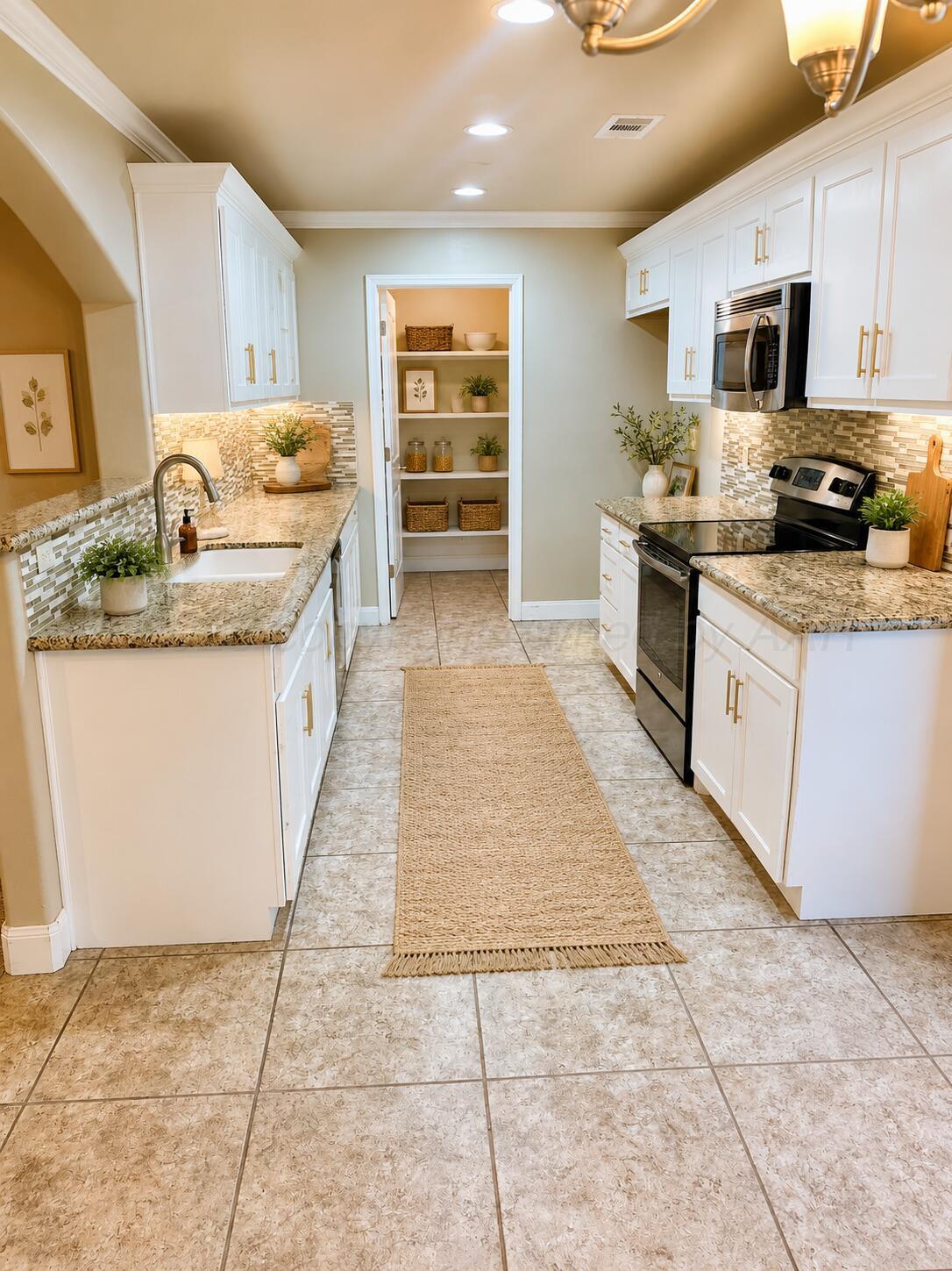 10 Brandi Lane Property Photo 3