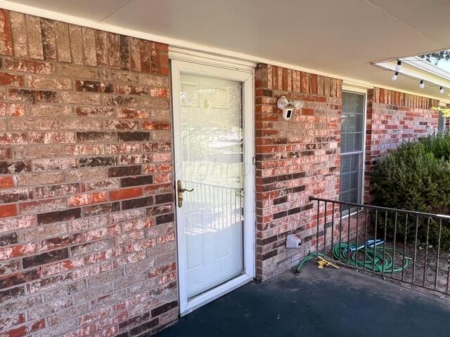 110 Sperry Drive Property Photo 4