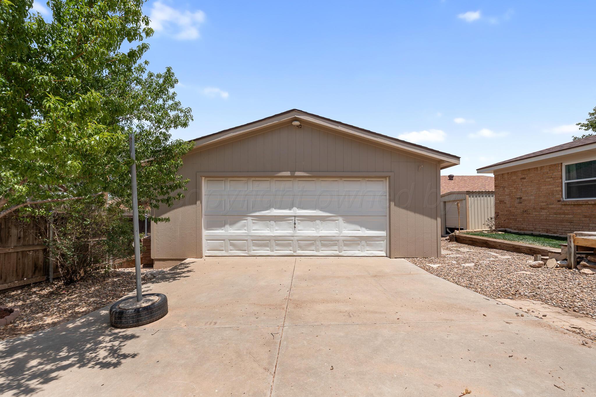 7817 Sombrero Drive Property Photo 2