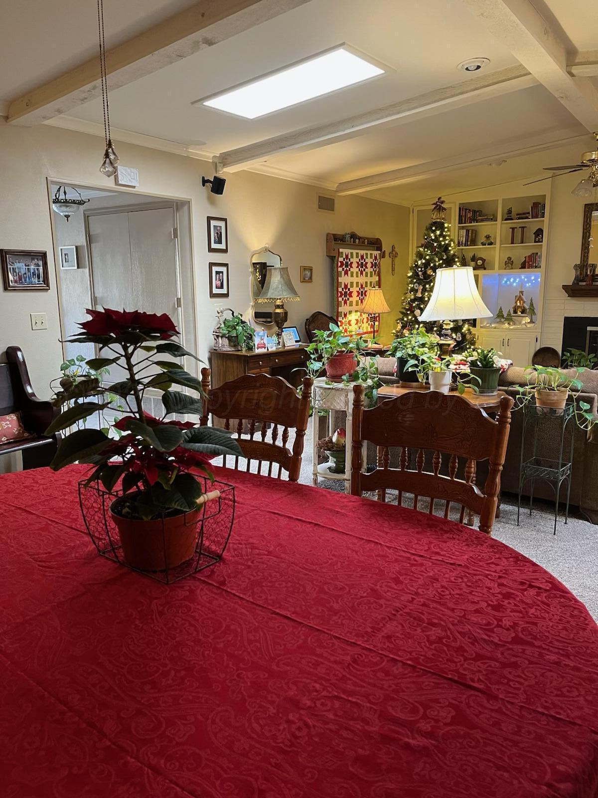 7115 Adirondack Trail Property Photo 8
