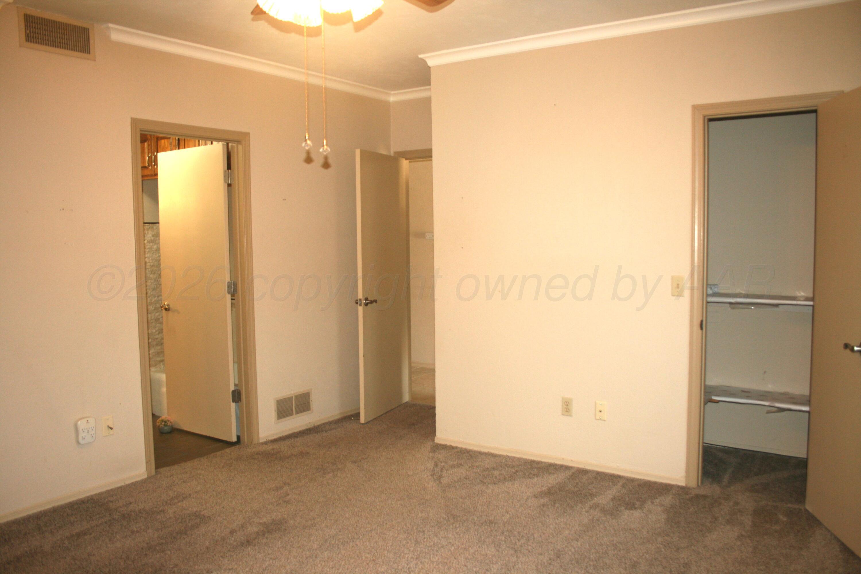 7115 Adirondack Trail Property Photo 14