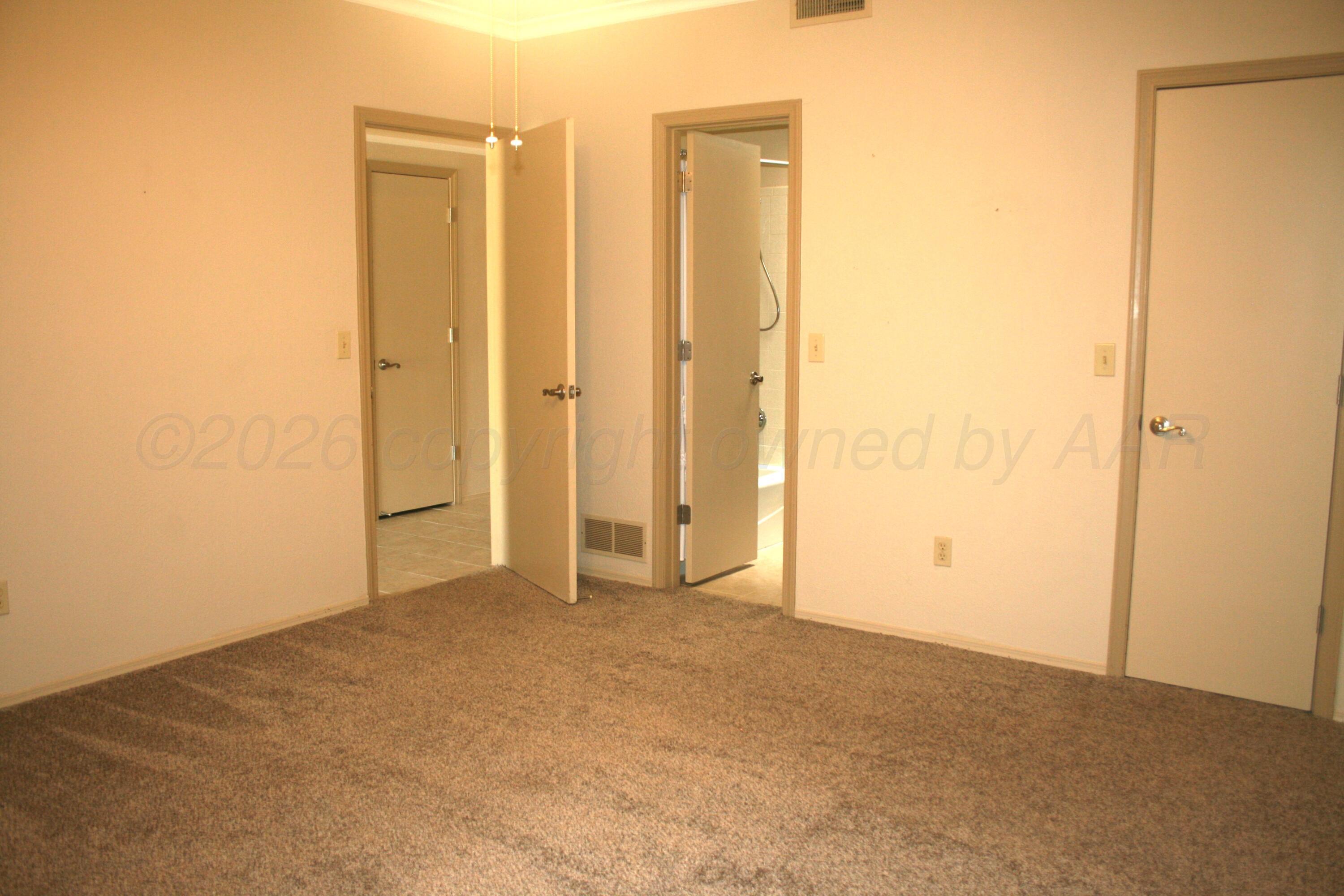 7115 Adirondack Trail Property Photo 18