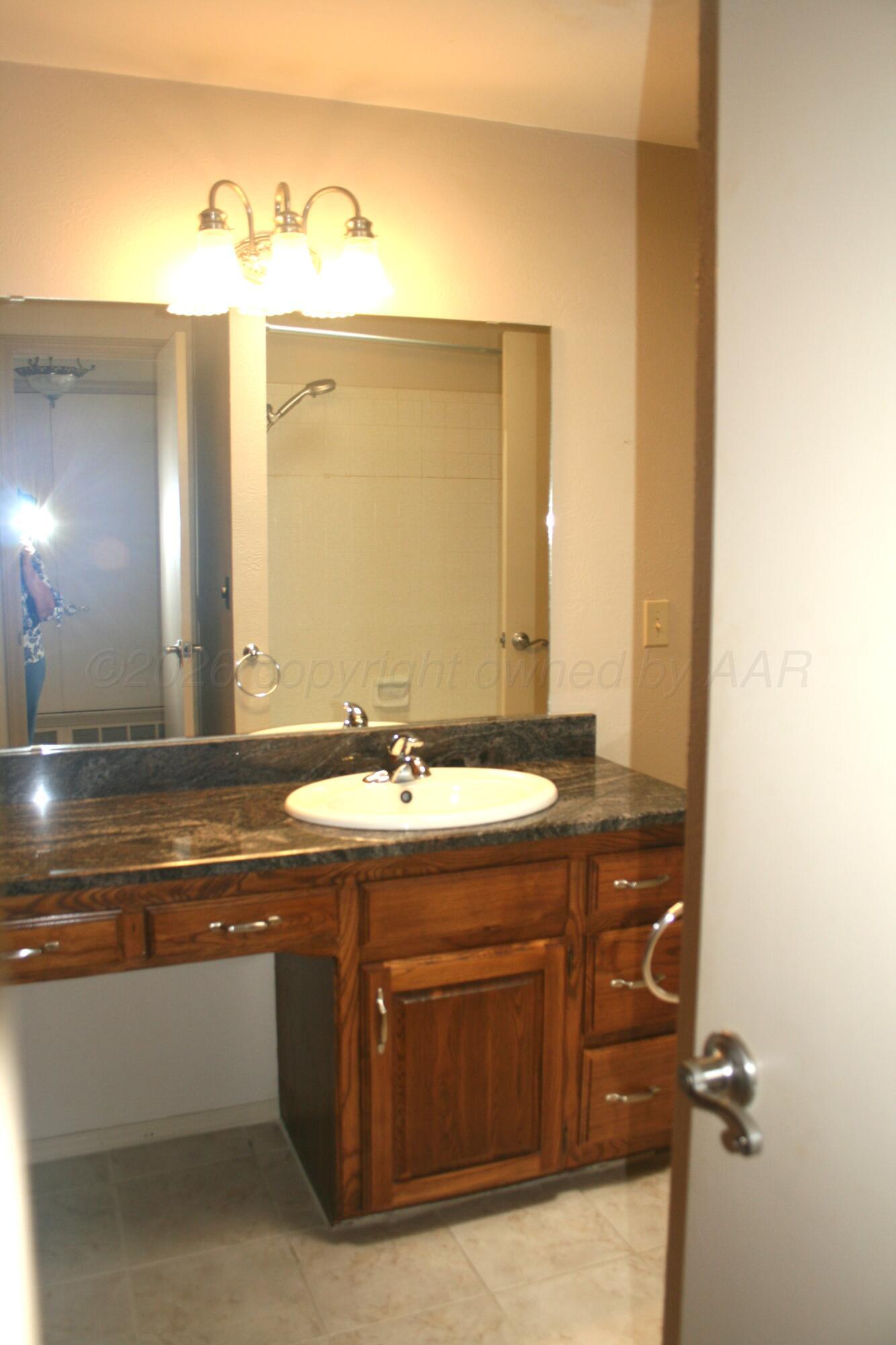 7115 Adirondack Trail Property Photo 21