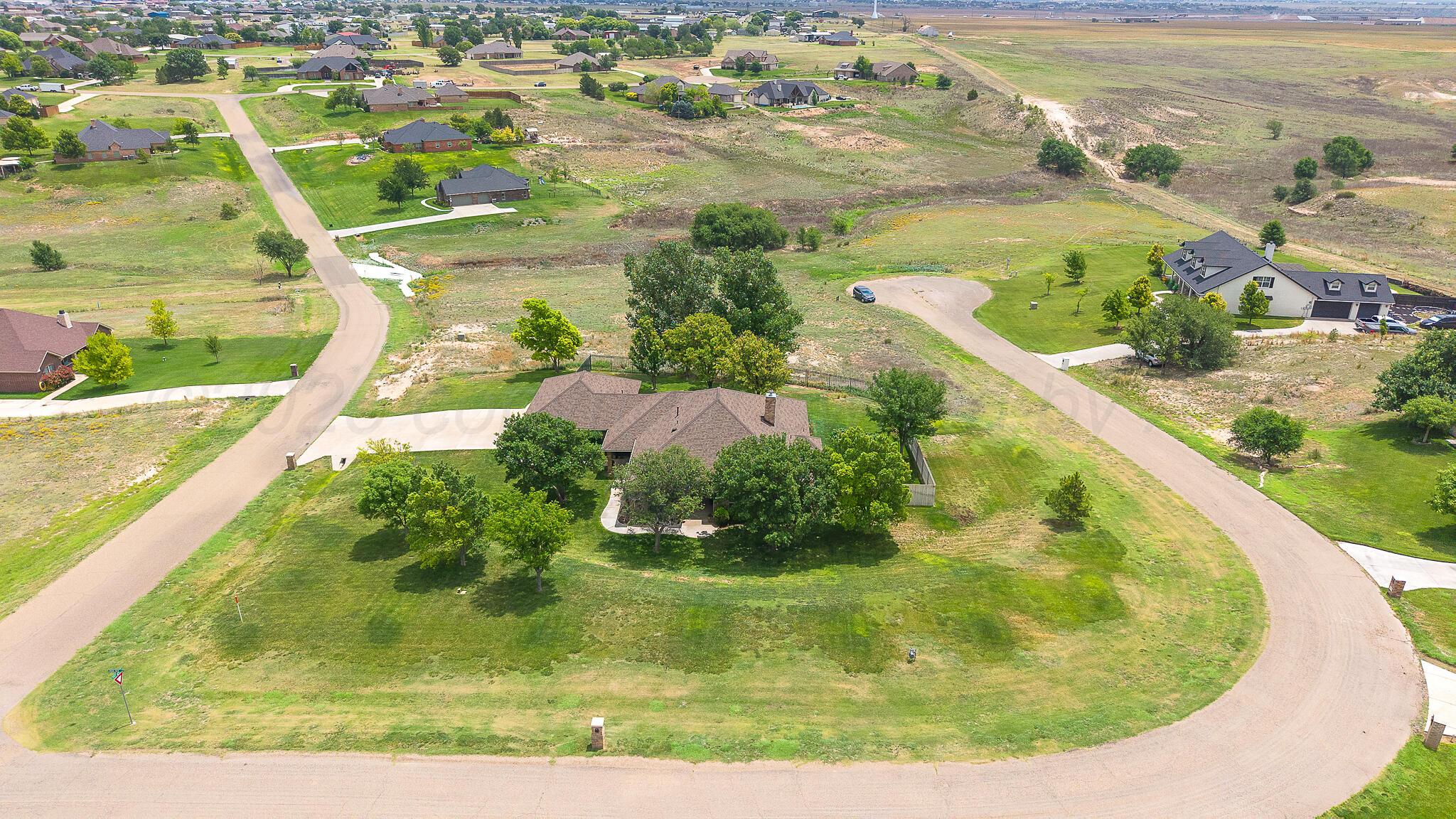 17651 Creek View Drive Property Photo 3