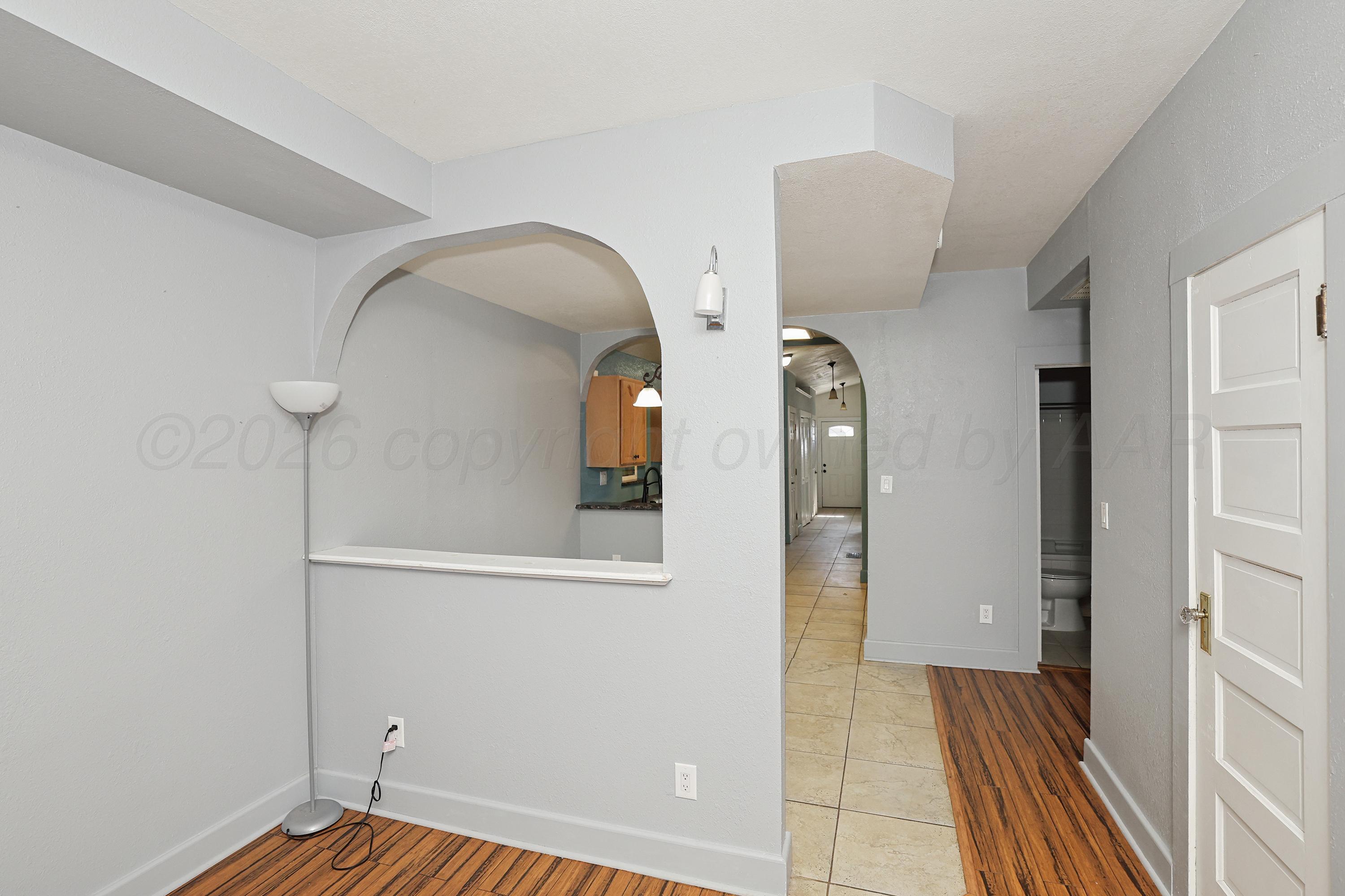 915 Rock Island Avenue Property Photo 7