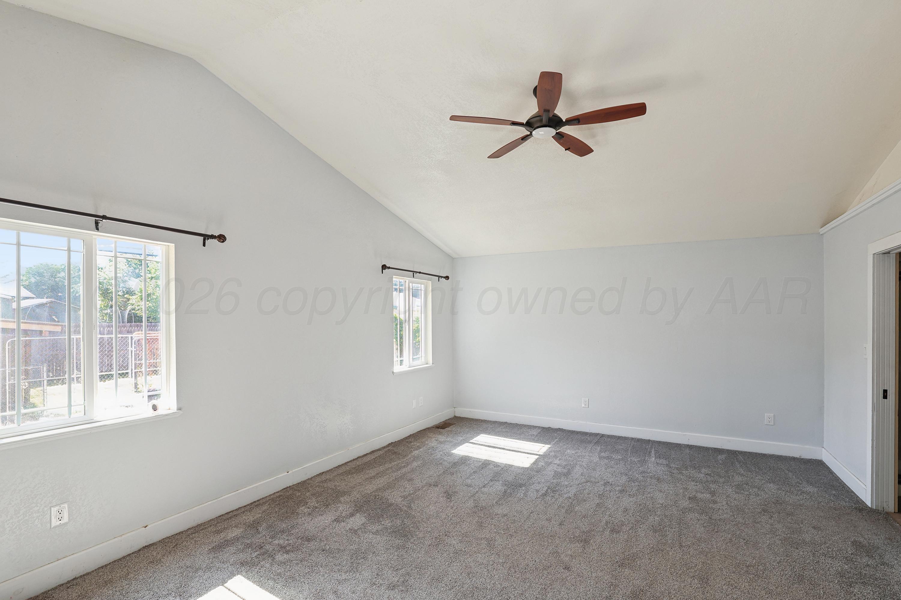 915 Rock Island Avenue Property Photo 28
