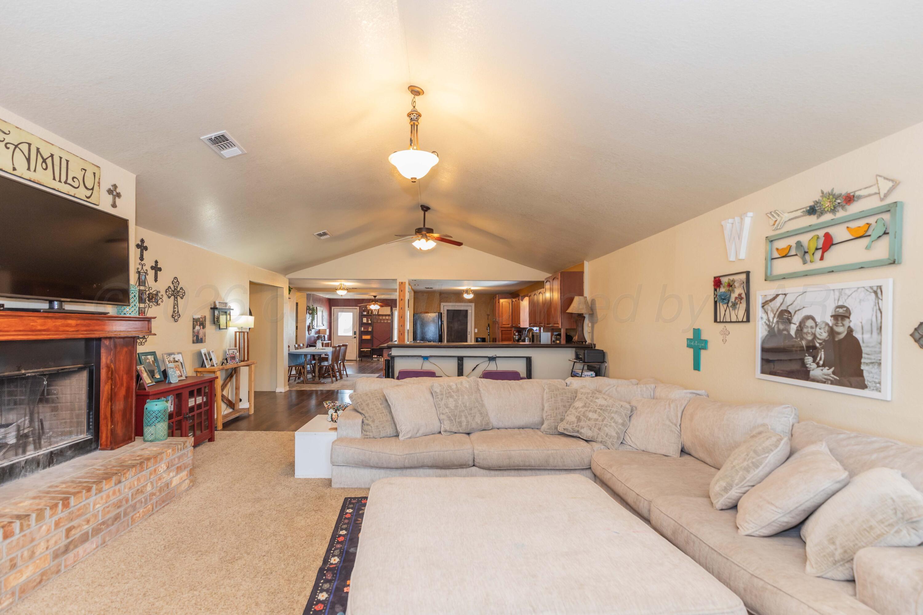 607 S Cornell Avenue Property Photo 9