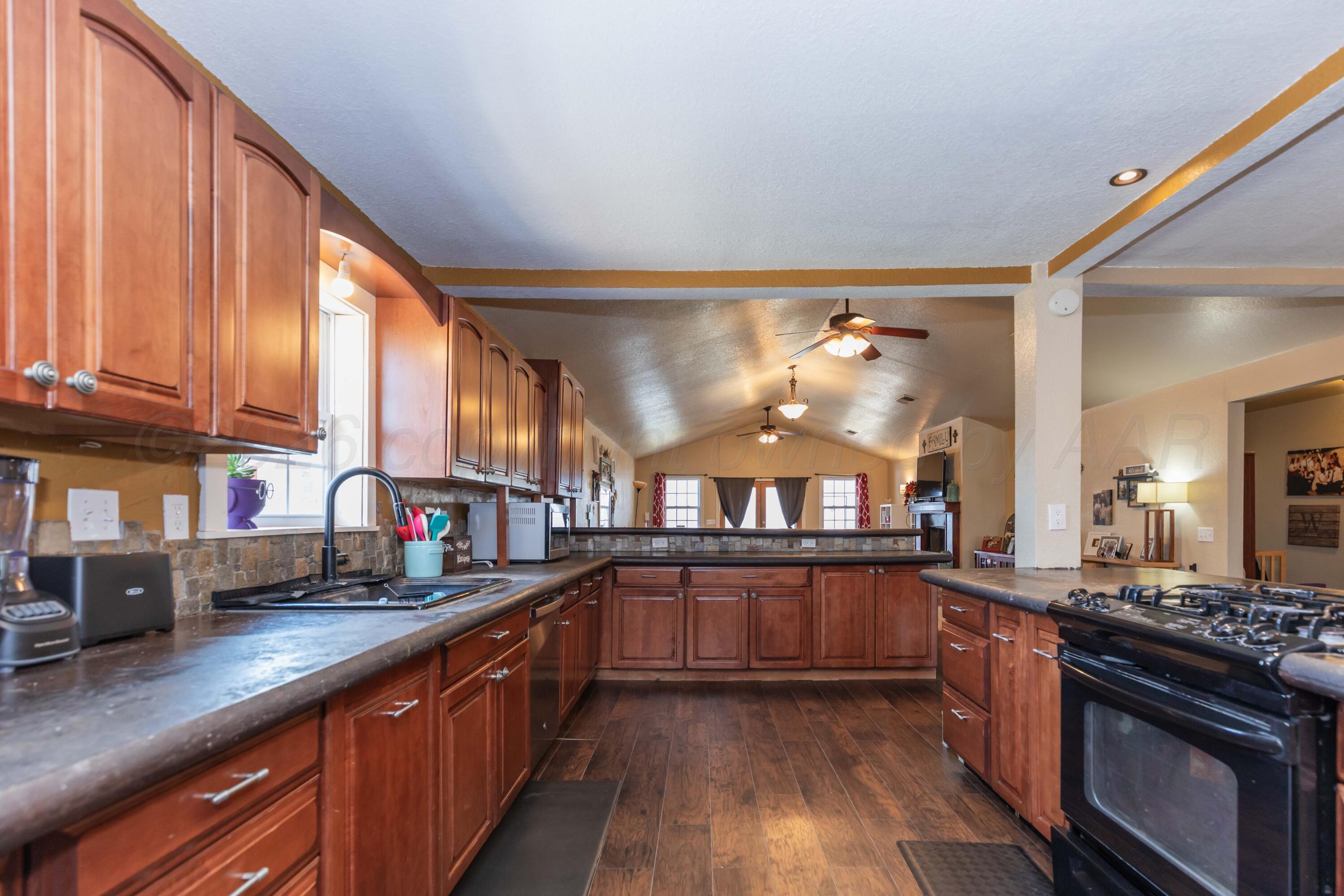 607 S Cornell Avenue Property Photo 12