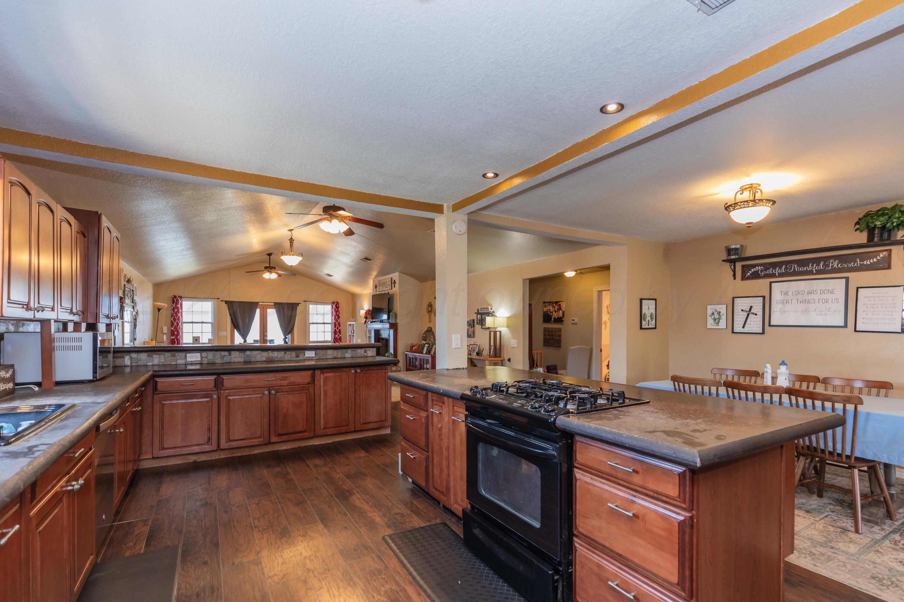 607 S Cornell Avenue Property Photo 13