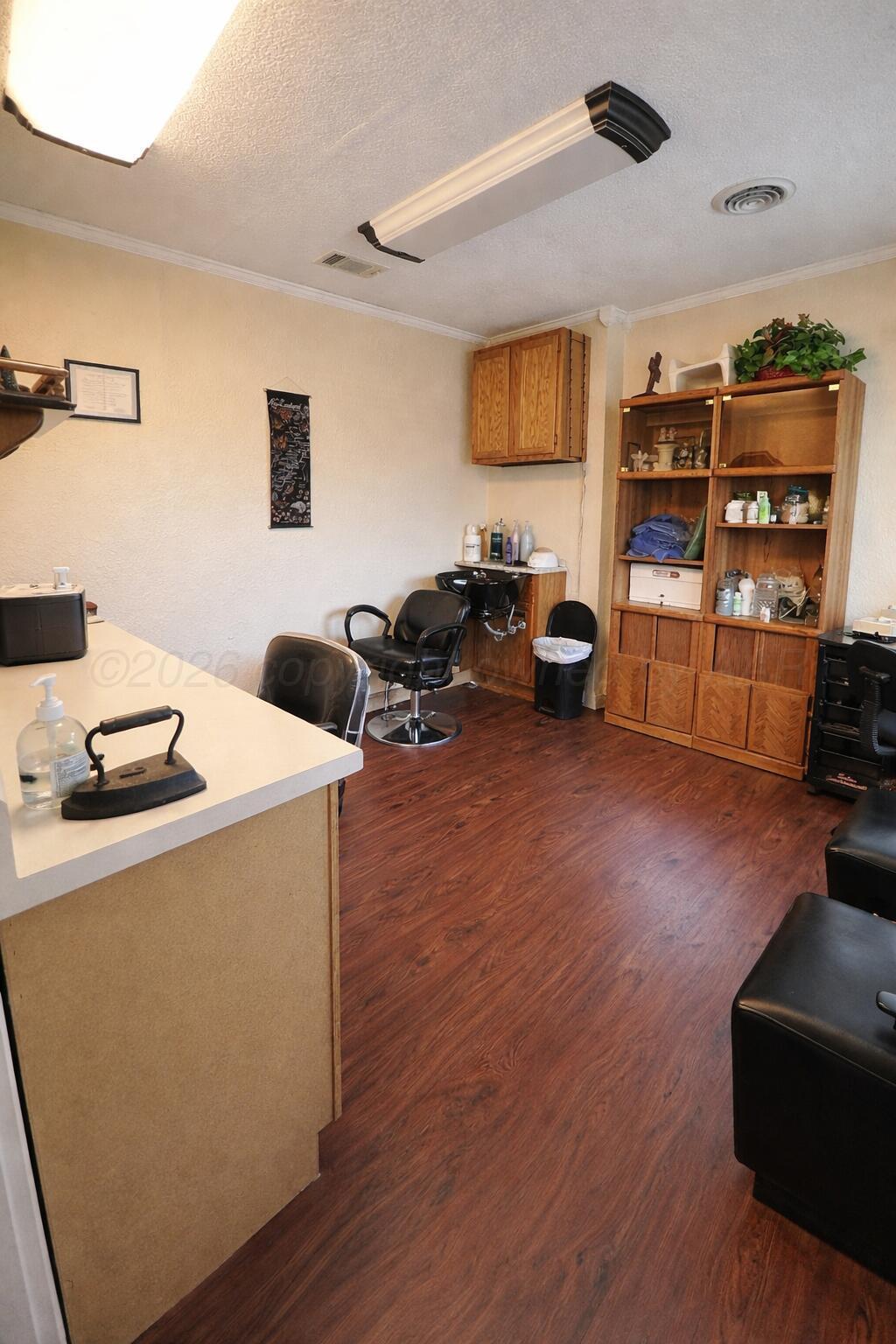 1205 Sw 10th Avenue Property Photo 4