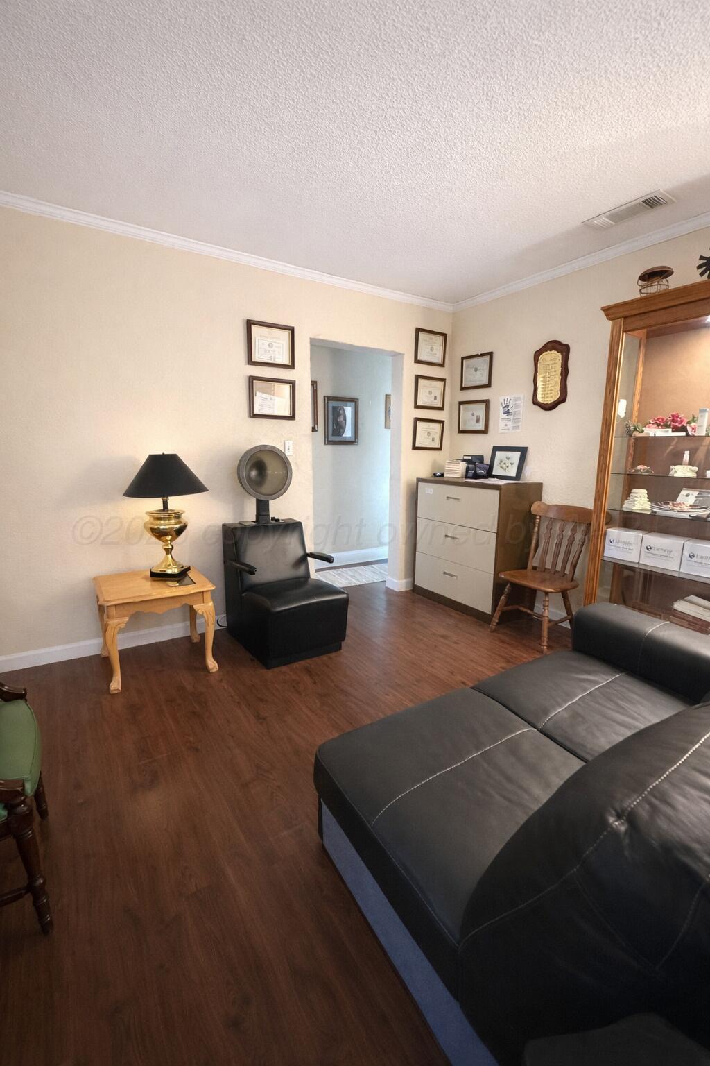 1205 Sw 10th Avenue Property Photo 5