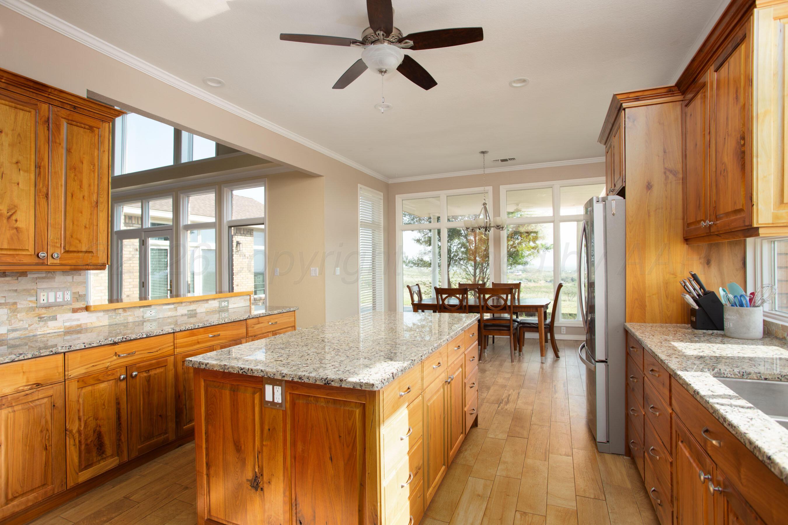 70 Stonebridge Gate Property Photo 9