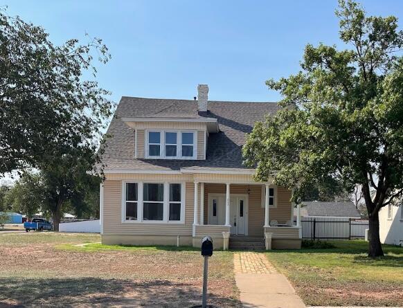 603 E 5th Street Property Photo 1