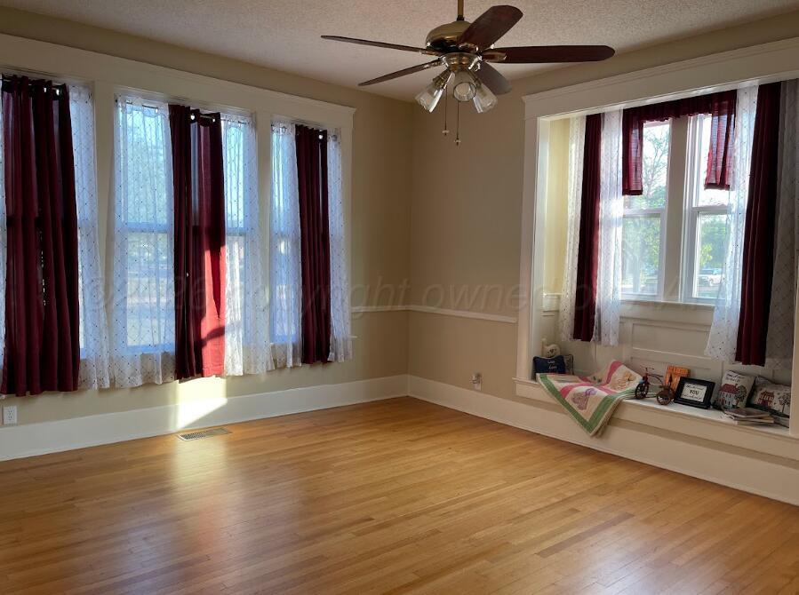 603 E 5th Street Property Photo 8