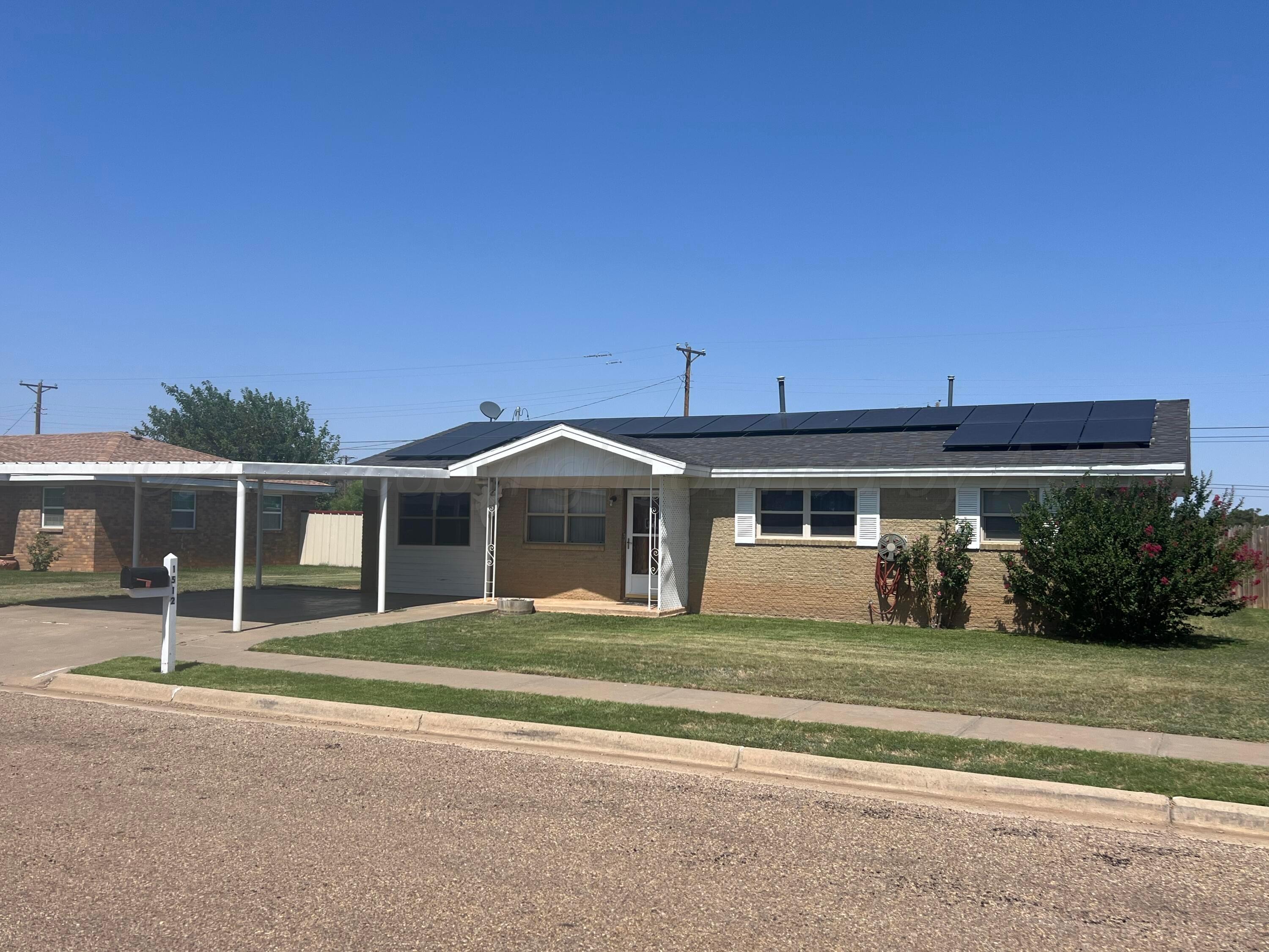 1512 James Avenue Property Photo 1