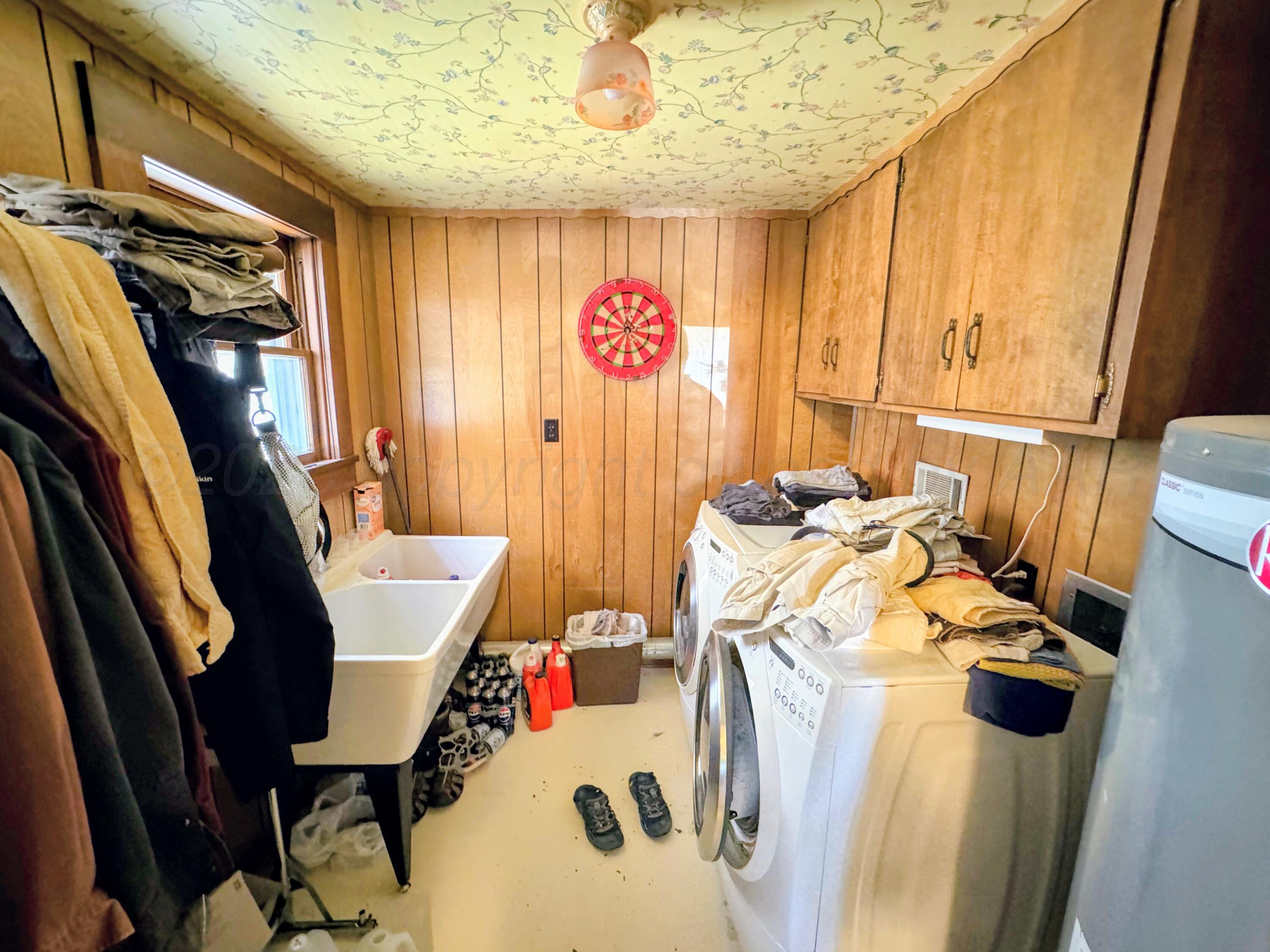 221 S Baylor Street Property Photo 12