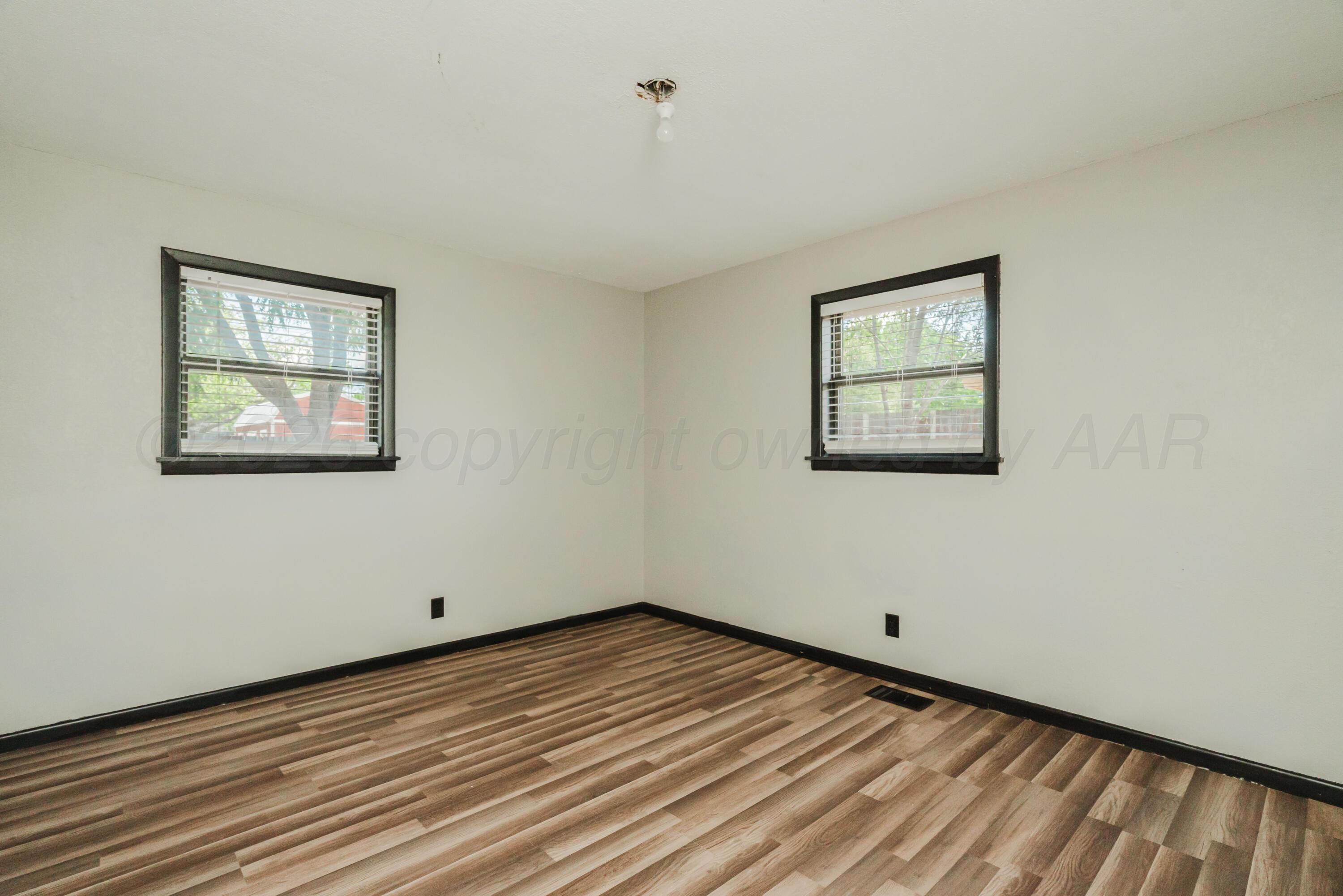 209 Mills Avenue Property Photo 18