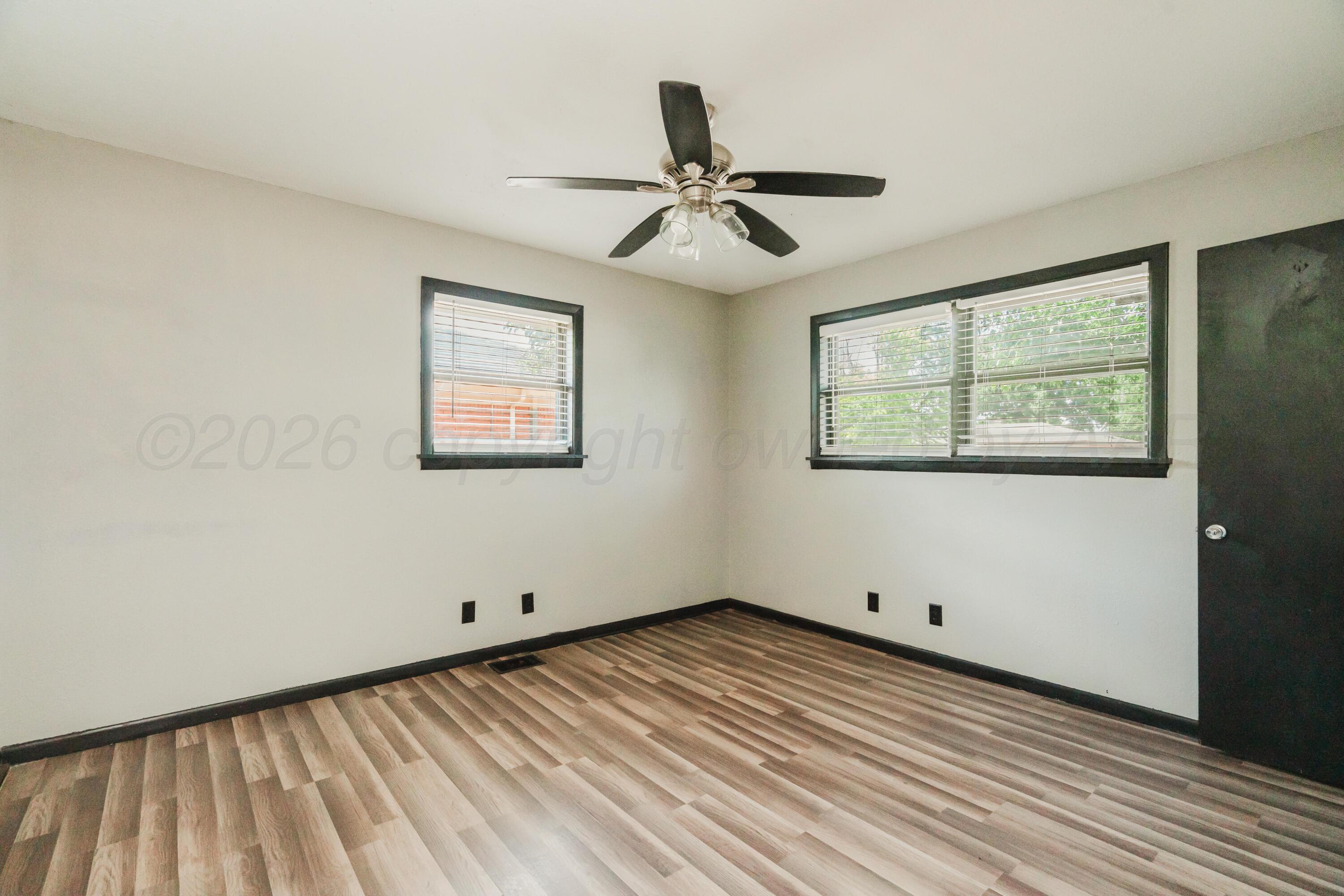 209 Mills Avenue Property Photo 20