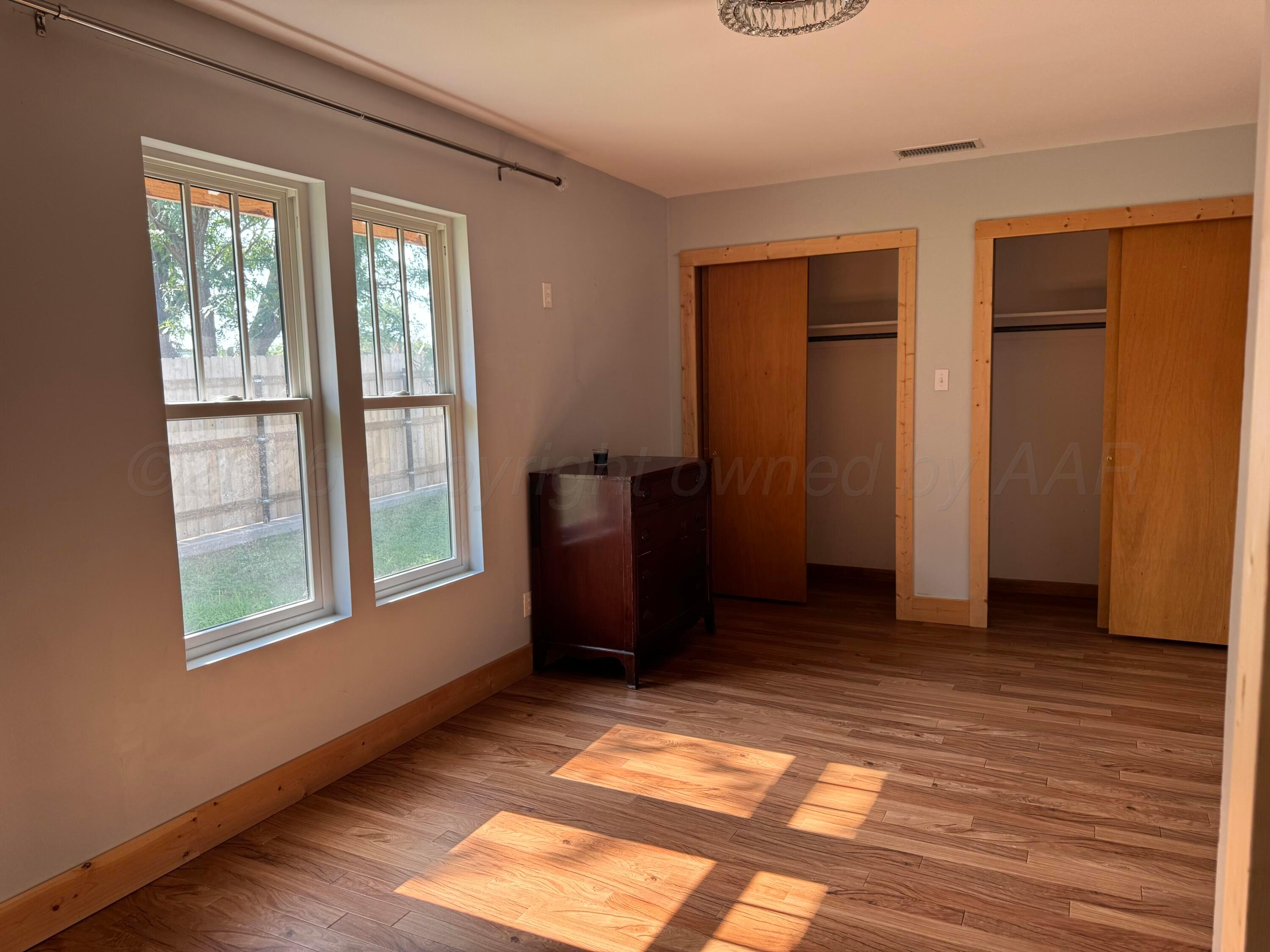 906 E Cheyenne Avenue Property Photo 15