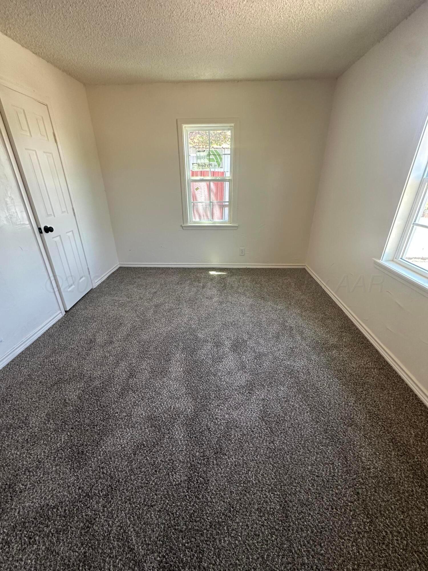 1636 N Nelson Street Property Photo 6