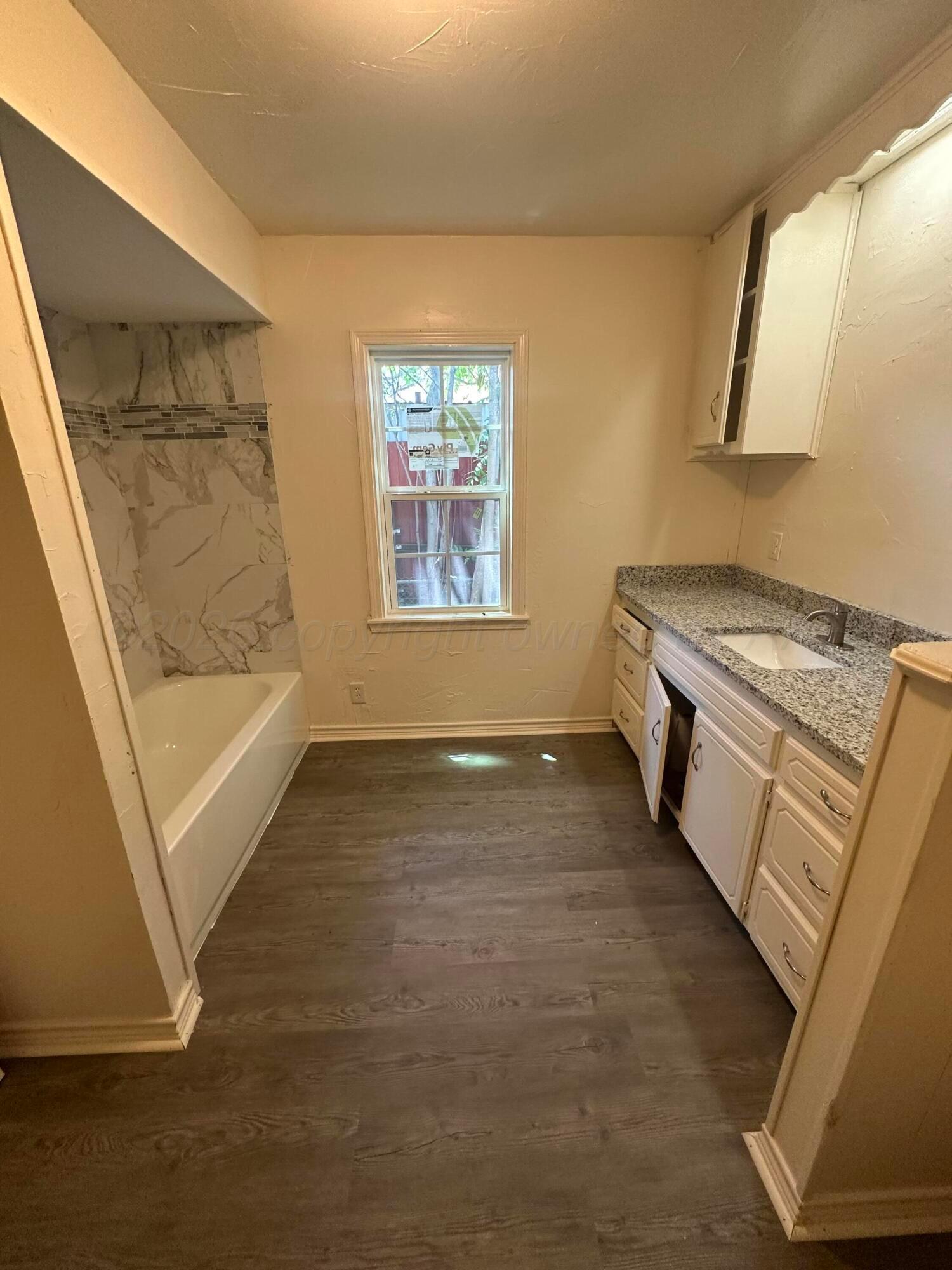 1636 N Nelson Street Property Photo 8