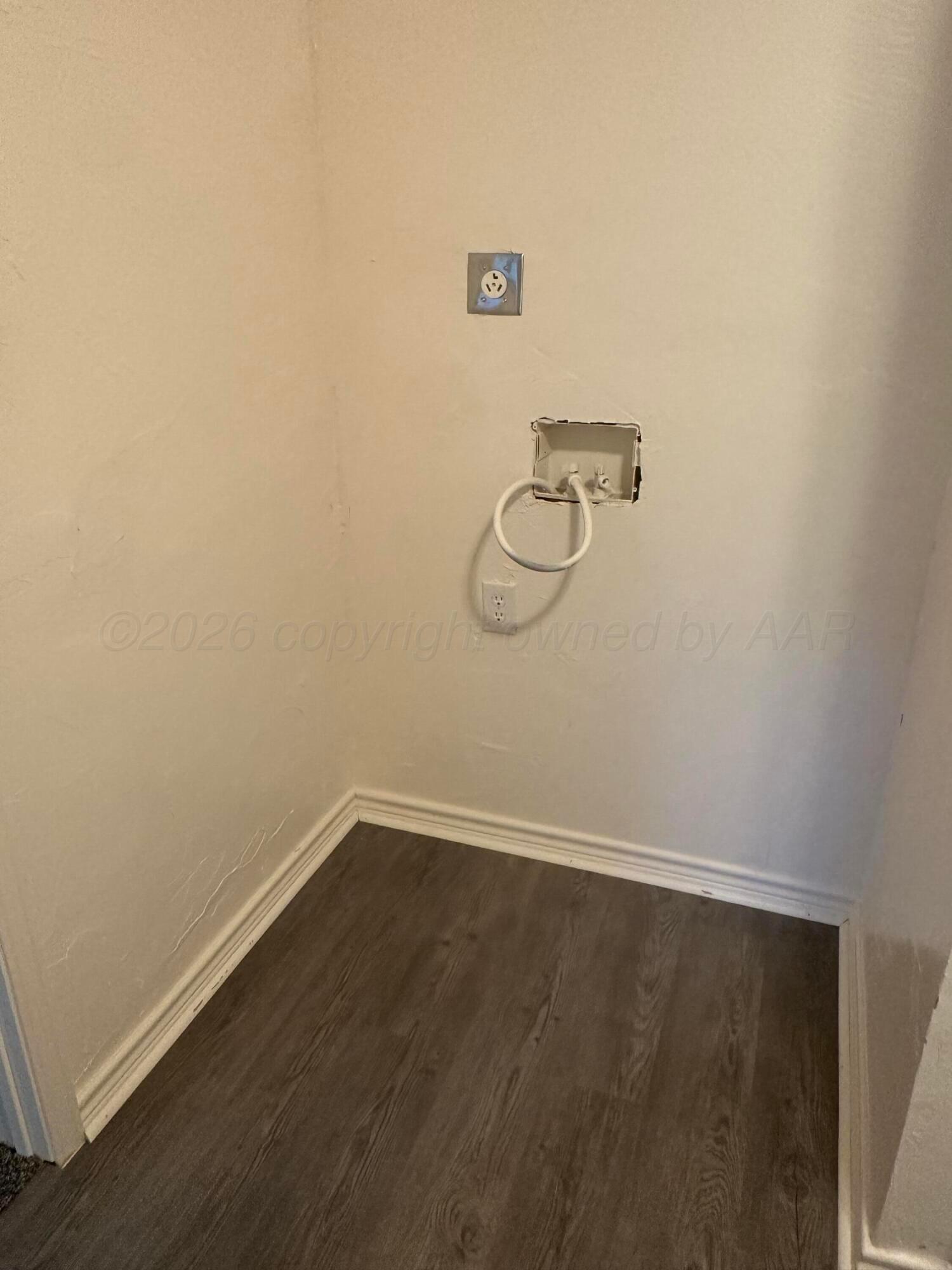 1636 N Nelson Street Property Photo 12