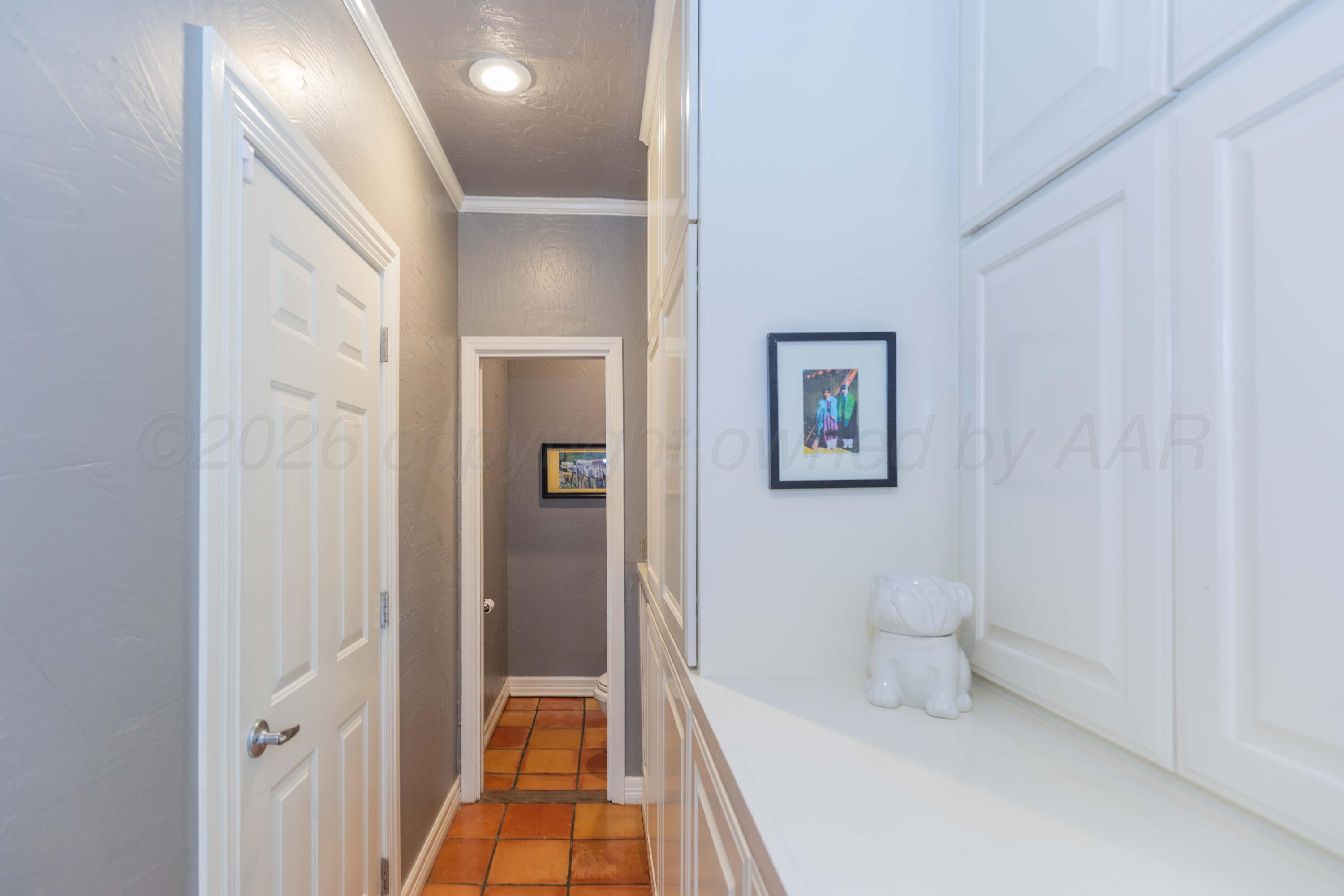 2819 S Hughes Street Property Photo 31