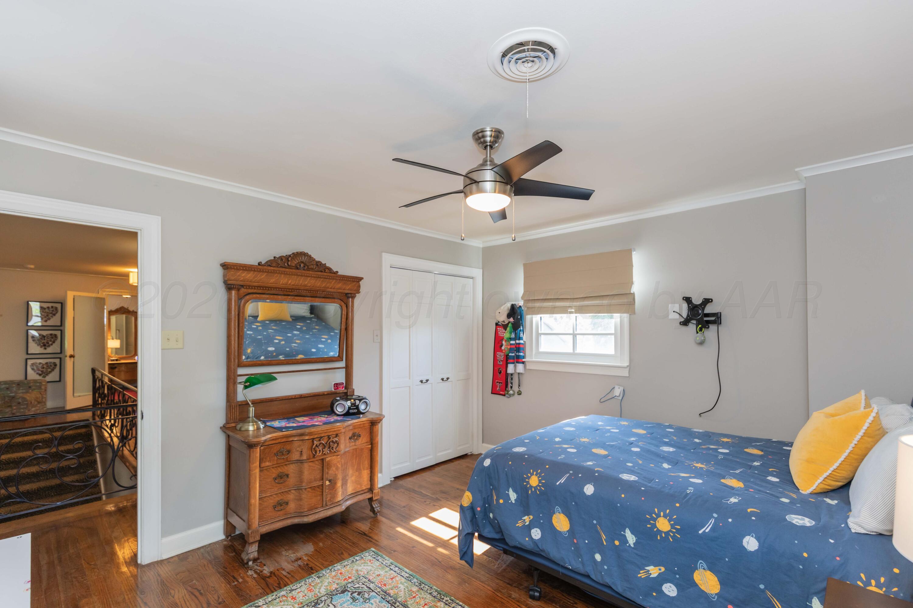 2819 S Hughes Street Property Photo 53