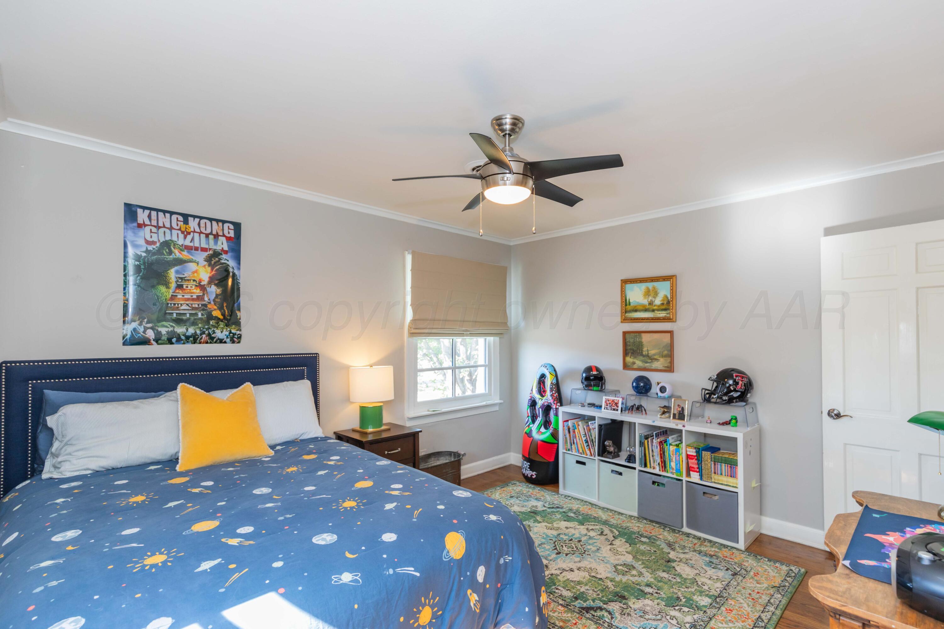2819 S Hughes Street Property Photo 54