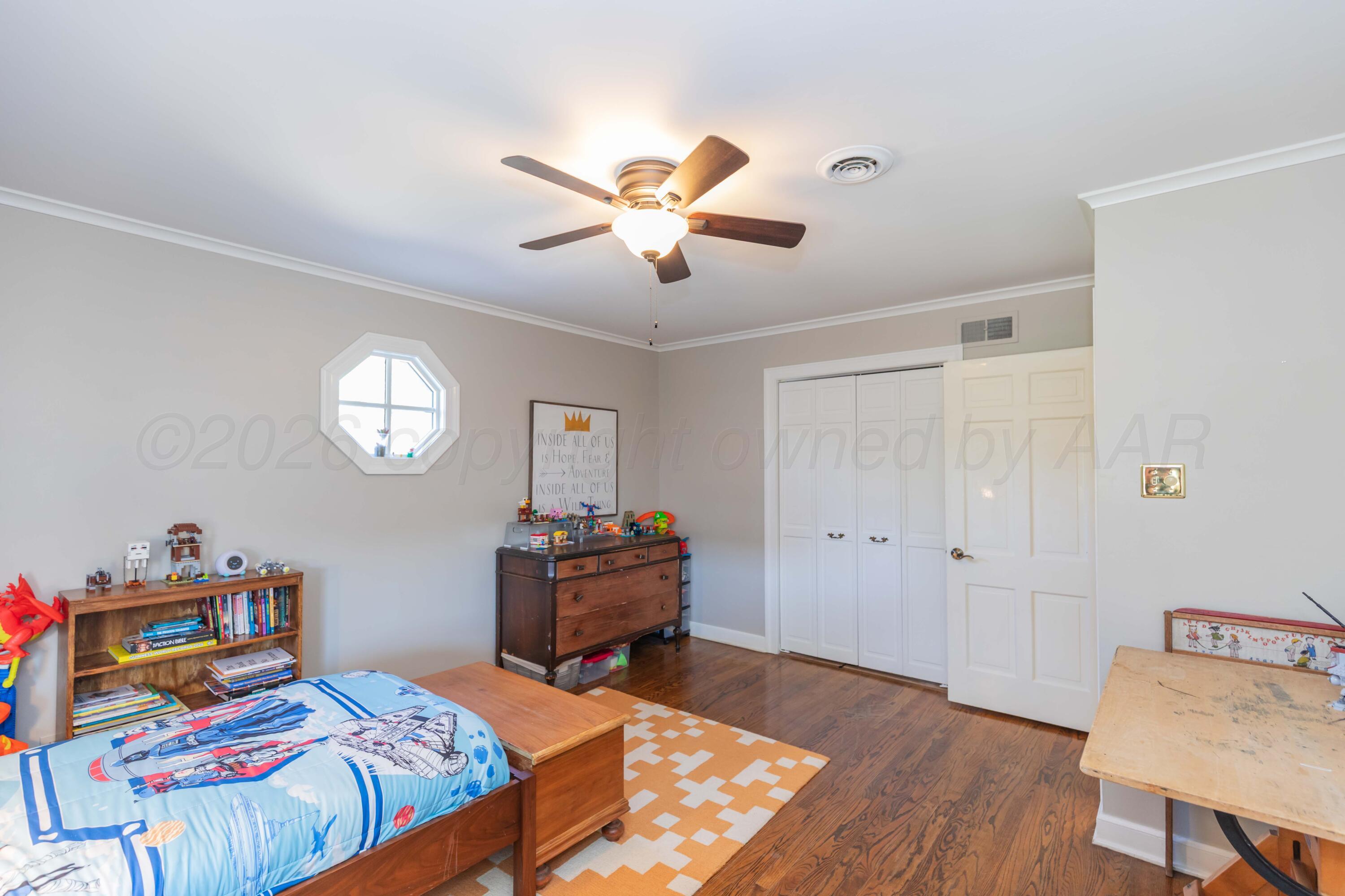 2819 S Hughes Street Property Photo 59