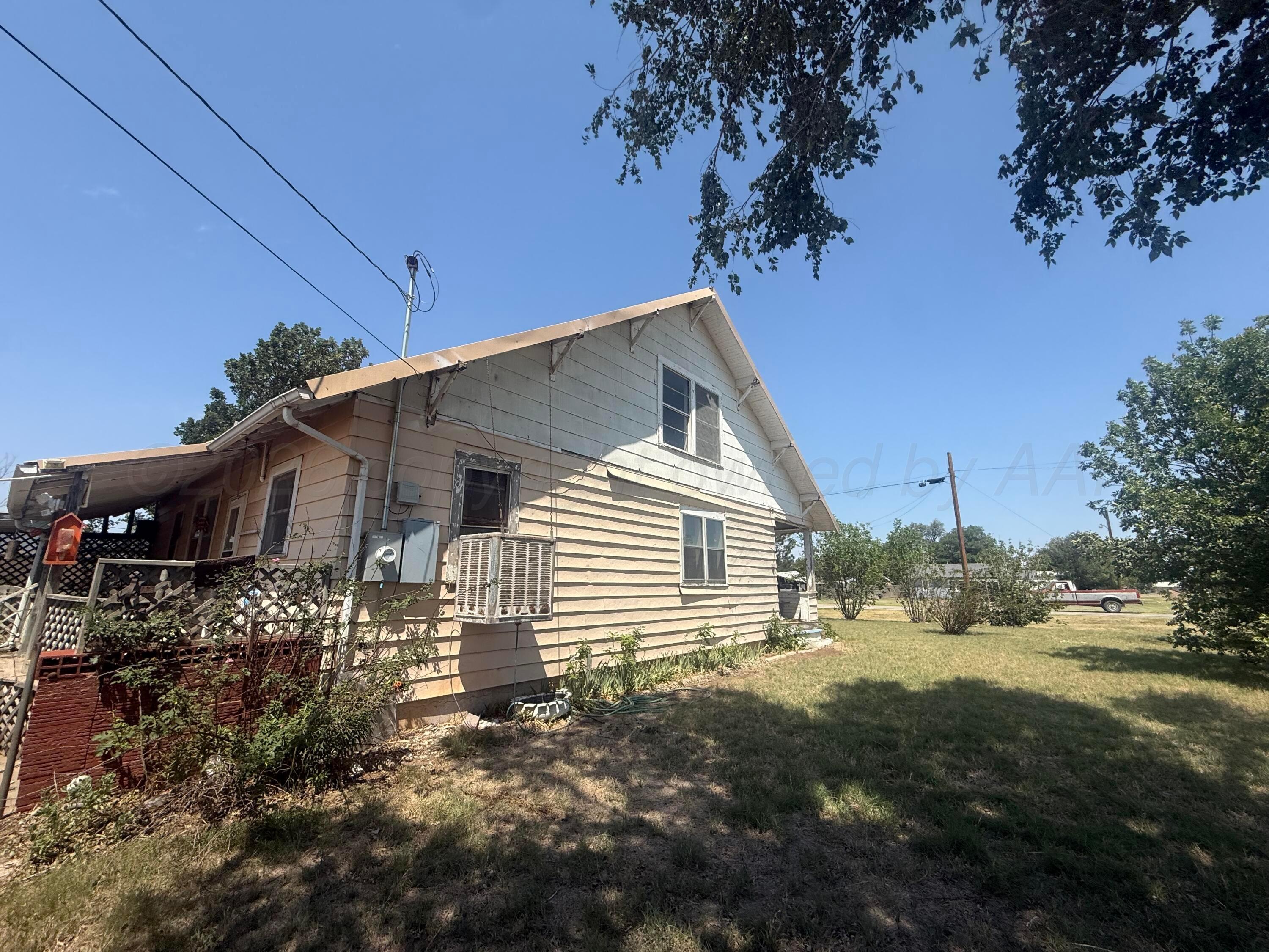 510 E Broadway Property Photo 2