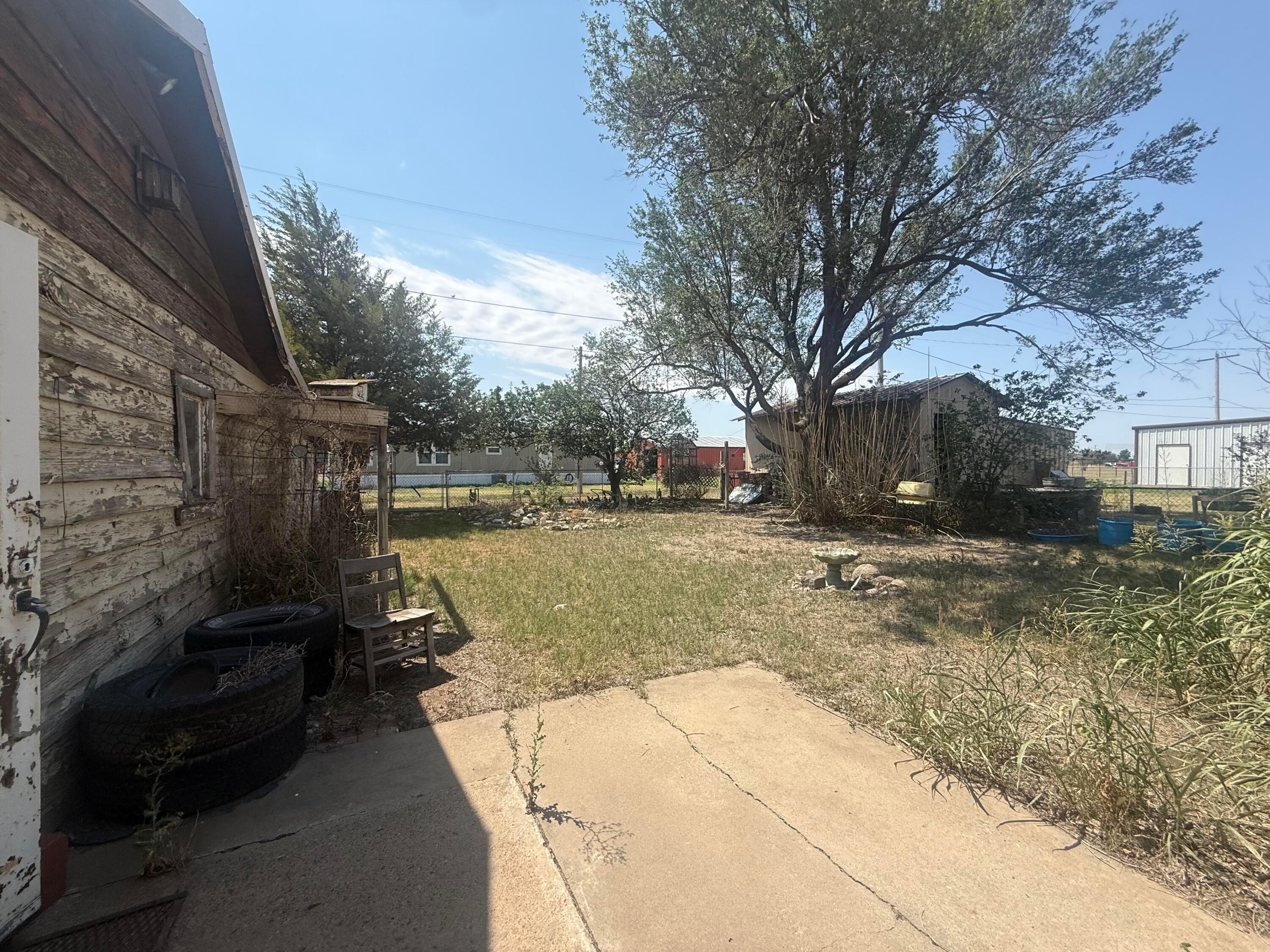 510 E Broadway Property Photo 4