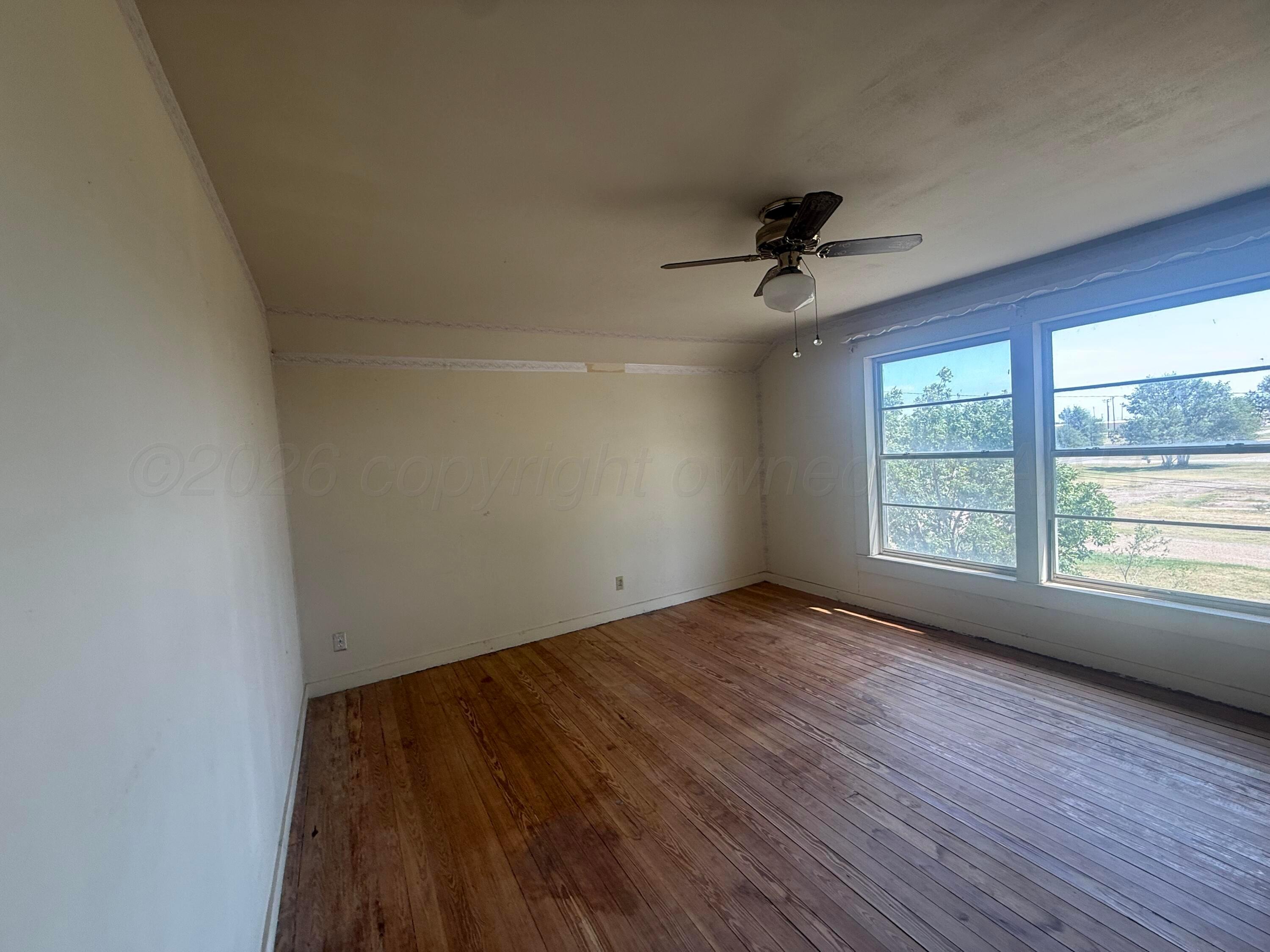 510 E Broadway Property Photo 12