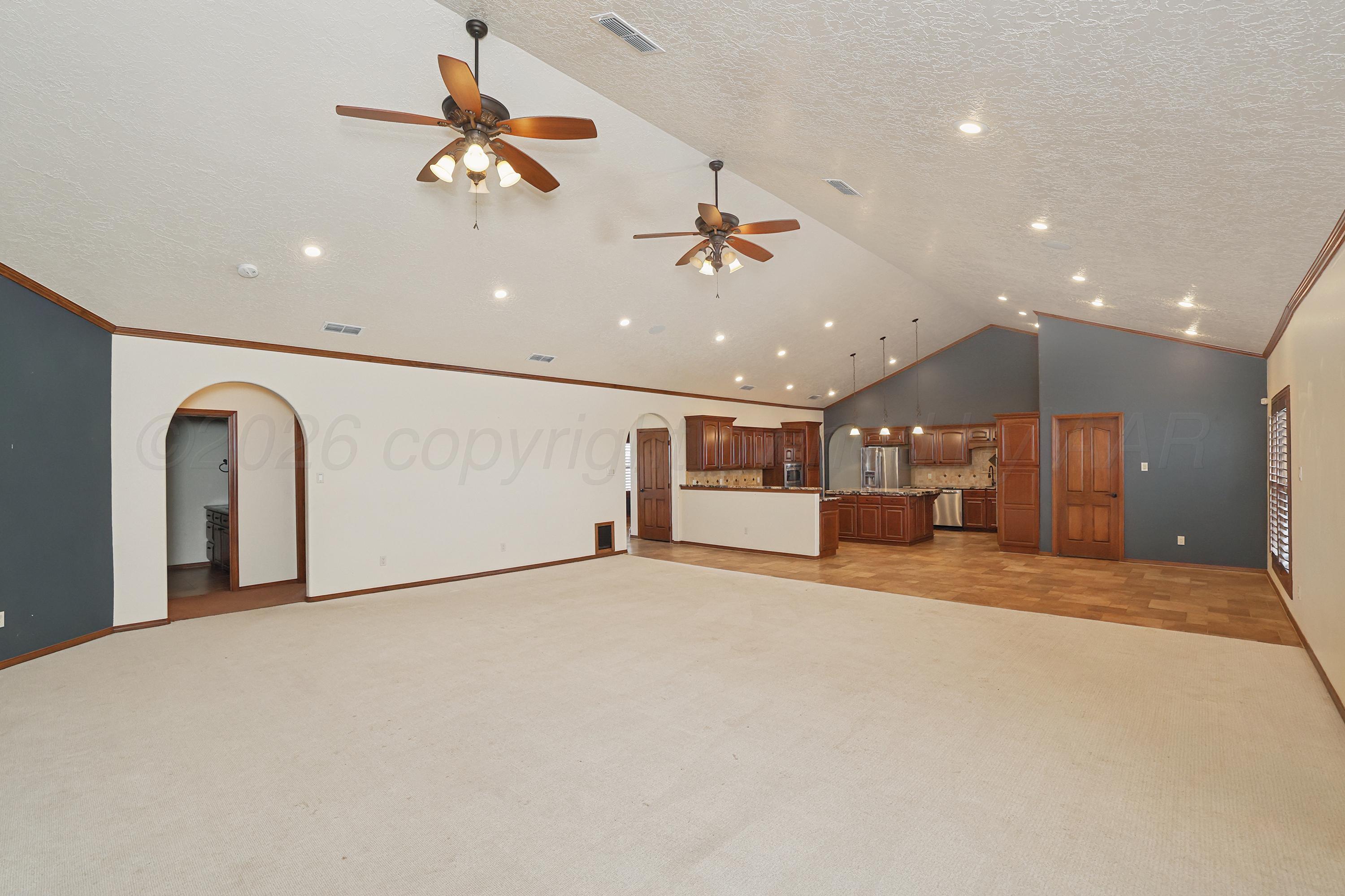 18801 Spirit Lane Property Photo 10