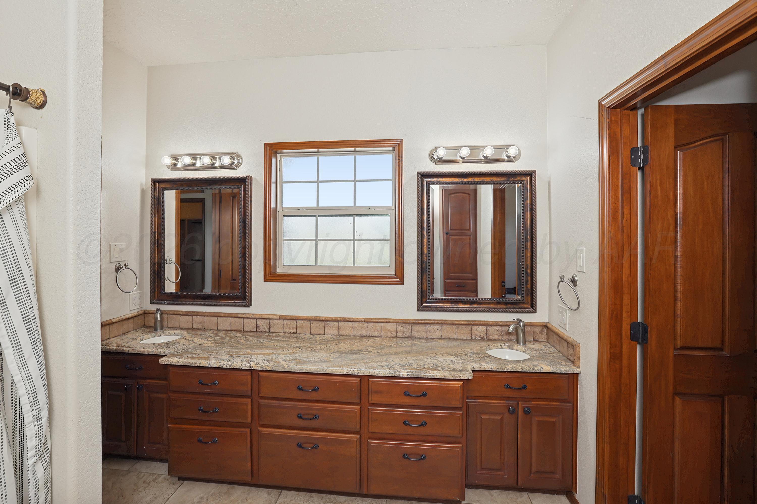 18801 Spirit Lane Property Photo 47