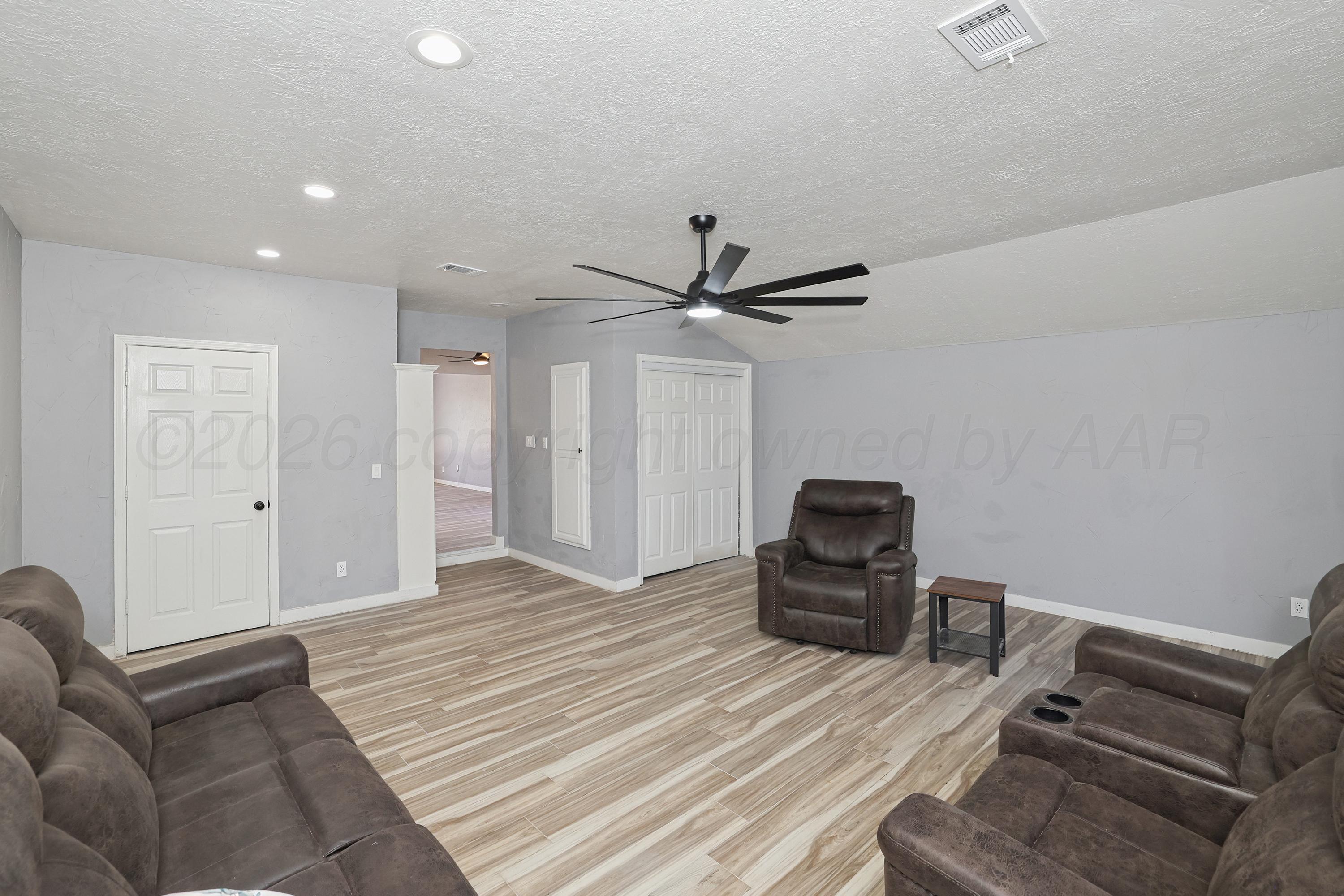 4503 Andrews Avenue Property Photo 12