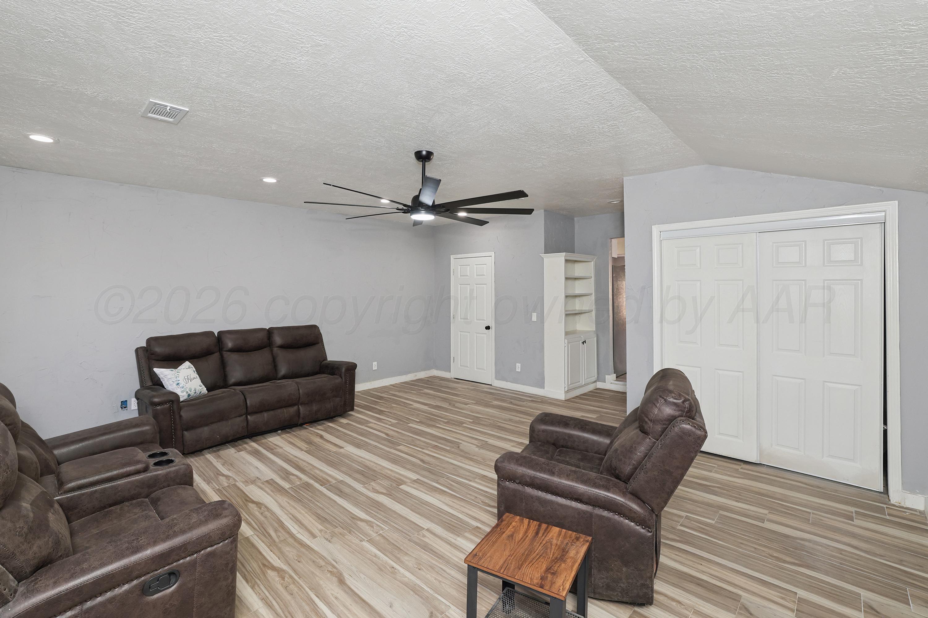4503 Andrews Avenue Property Photo 13