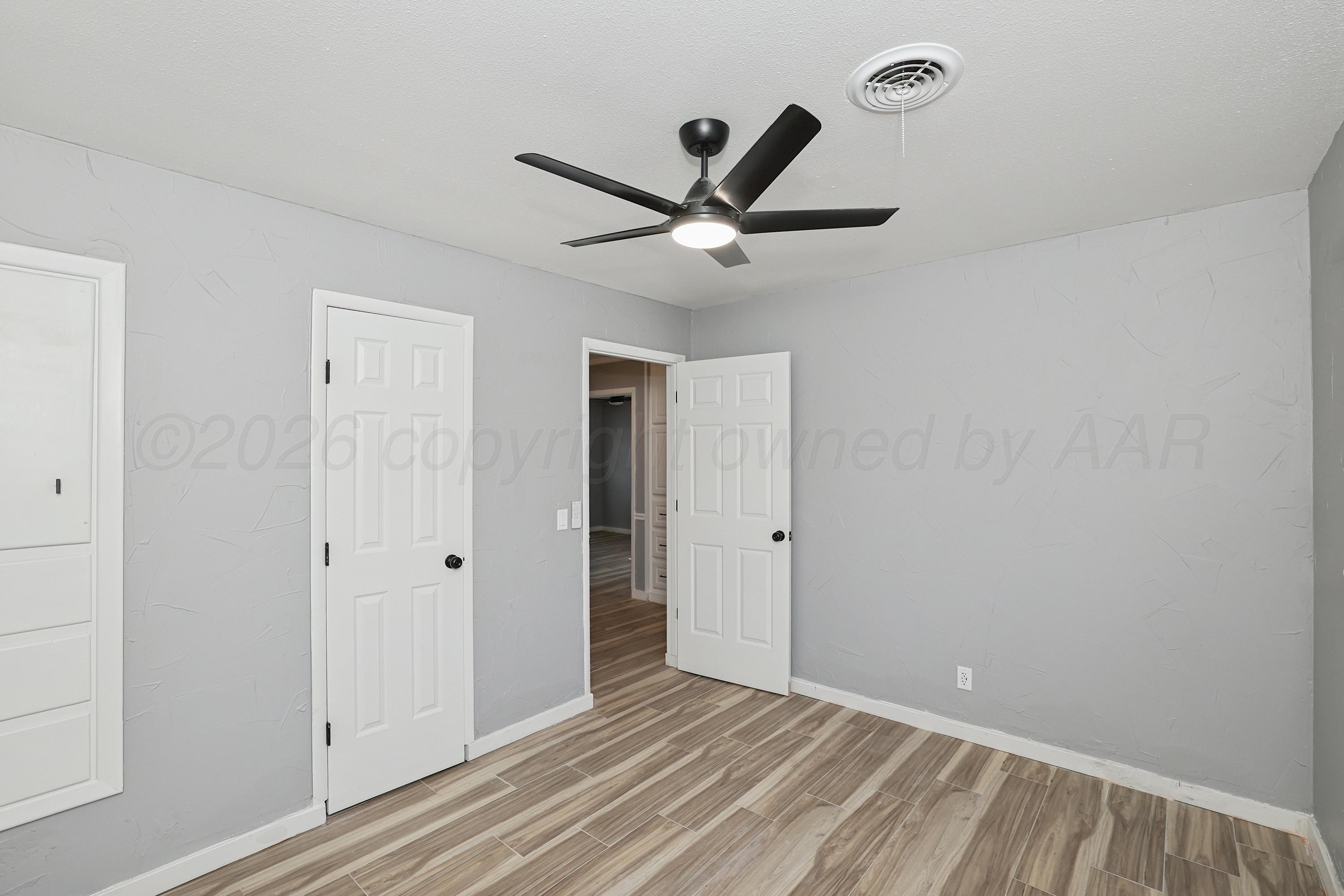 4503 Andrews Avenue Property Photo 24