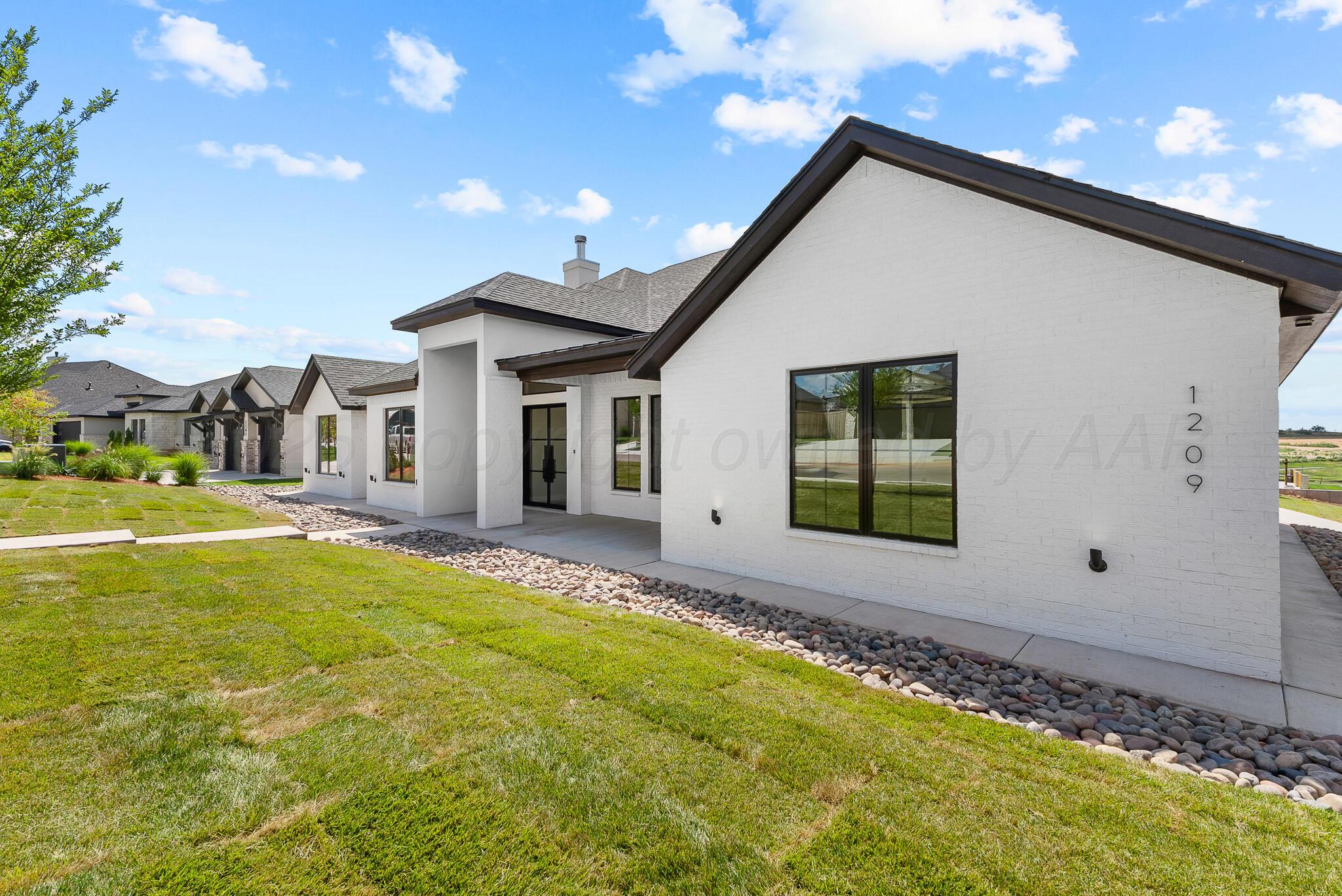 1209 Herring Ranch Road Property Photo 4